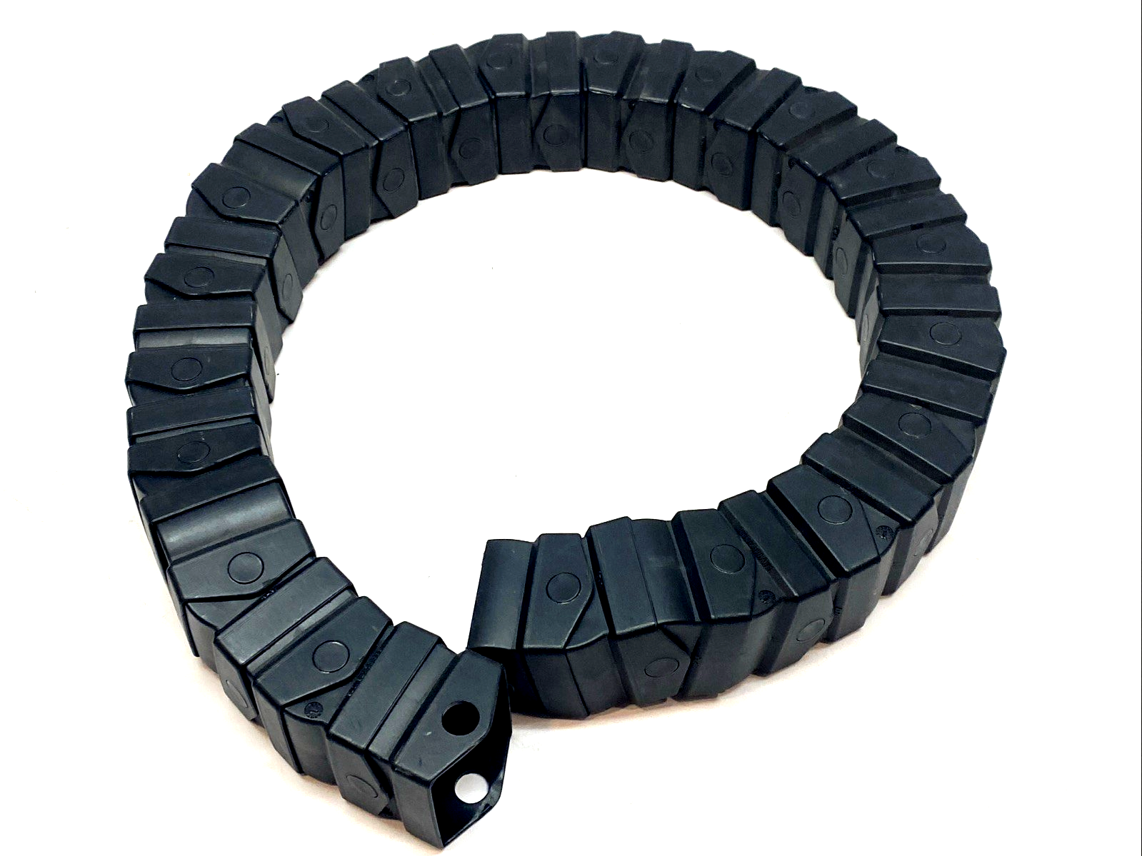 333.32.075 | Igus Energy Chain Cable Carrier 39 Links - Used - Maverick Industrial Sales