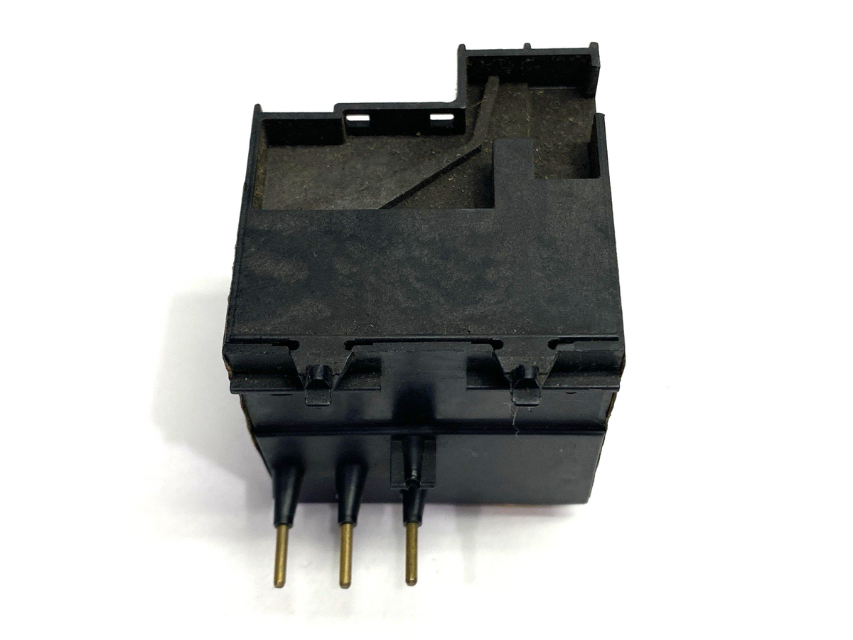 ZE-12 | Moeller Thermal Overload Relay 12A 014752 - Used - Maverick Industrial Sales