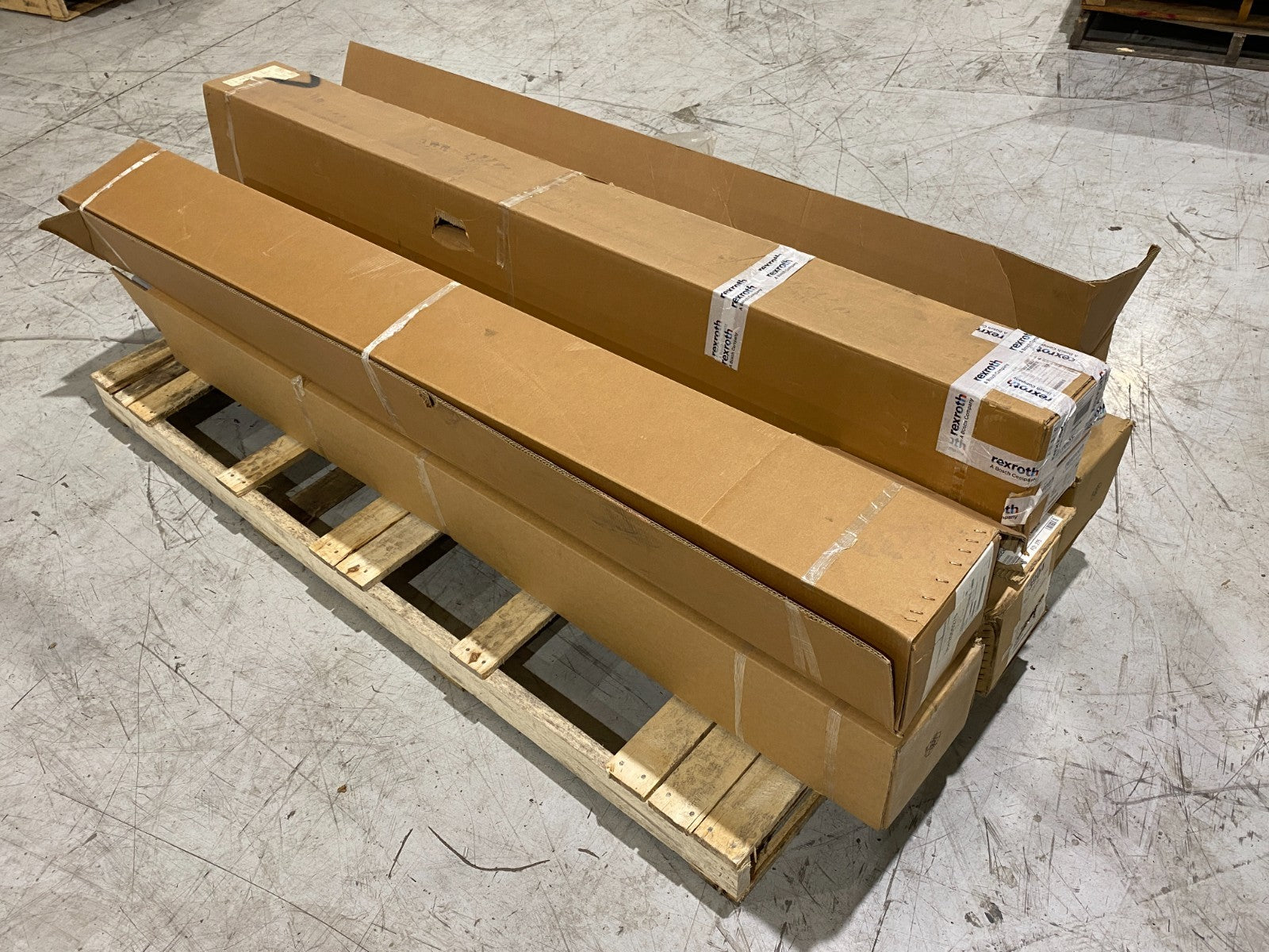 Rexroth 3842146906 & 3842555270 Slot Profile L=2000 Gray, Black LOT OF 1200 - Maverick Industrial Sales