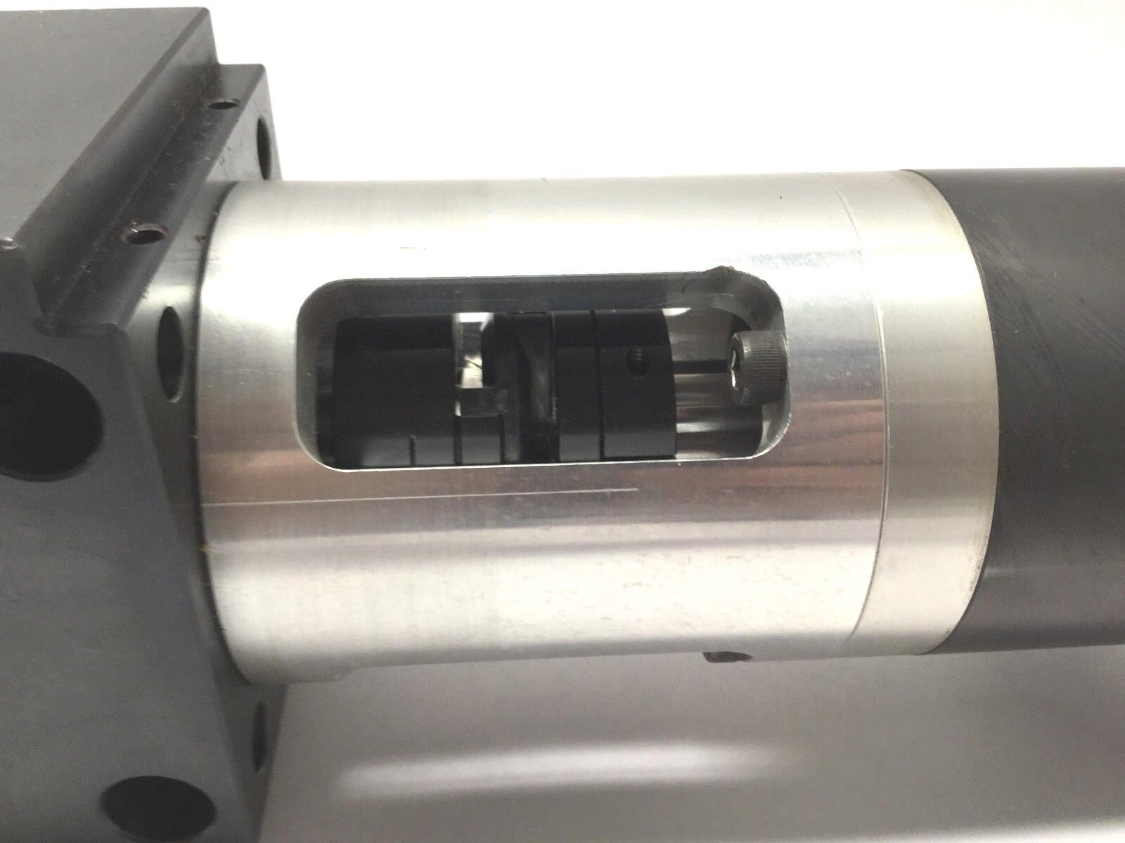 LinTech Ball Screw & Neugart RS100100-S5-N1-W0-F1-M00-C000-E00-B00-L5-100 PLE 80 - New – Open box - Maverick Industrial Sales