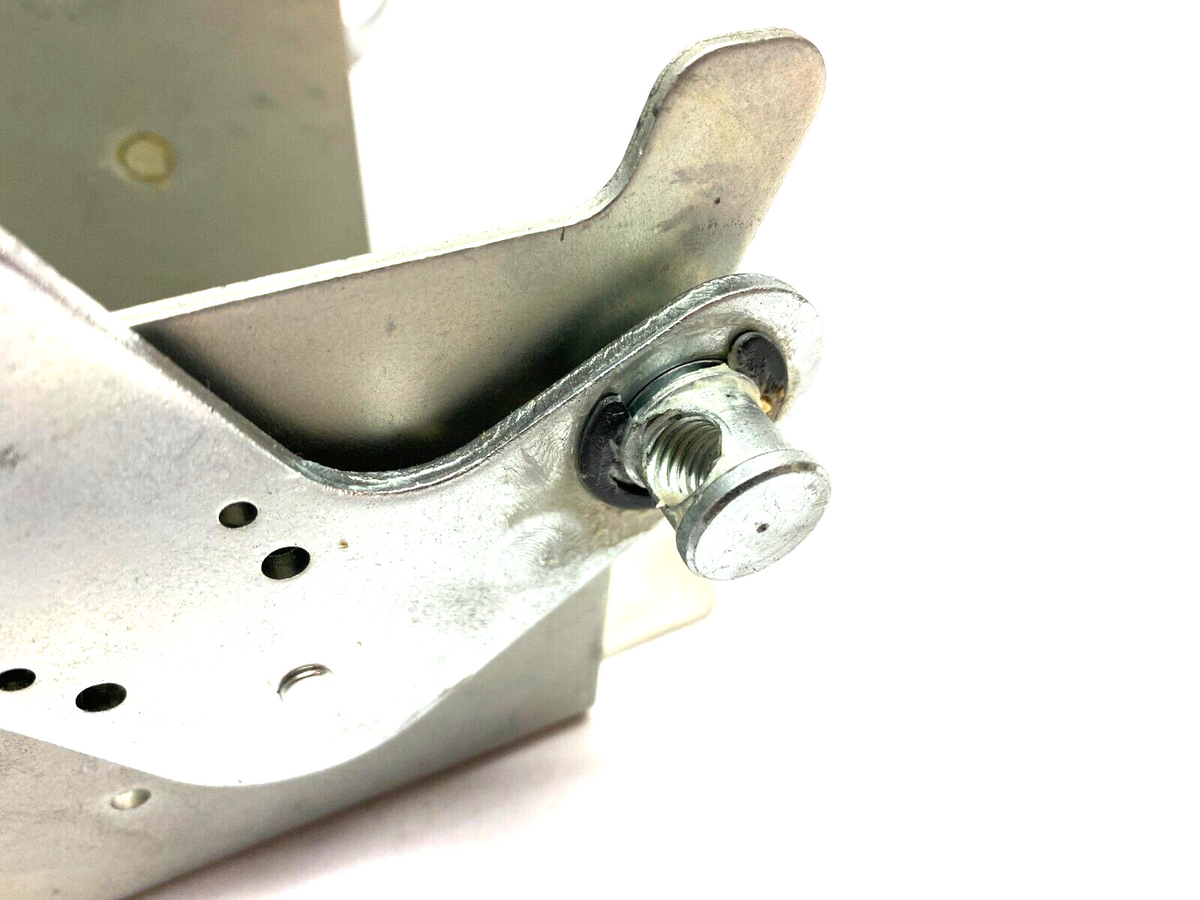9422RQ1 | Square D Ser. C Operating Mechanism NO HANDLE - Used - Maverick Industrial Sales