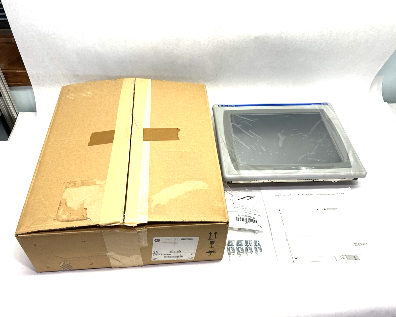 2711P-T15C4D8 | Allen Bradley Ser. A Panelview Plus 6 15" Touchscreen Terminal - New Other - Maverick Industrial Sales