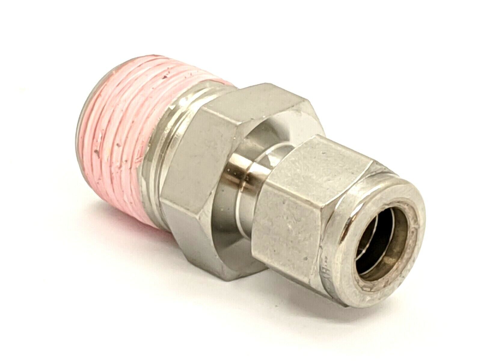 CMC-6-8N-S316 | Hy-Lok Male Connector Tube to Male - Used - Maverick Industrial Sales
