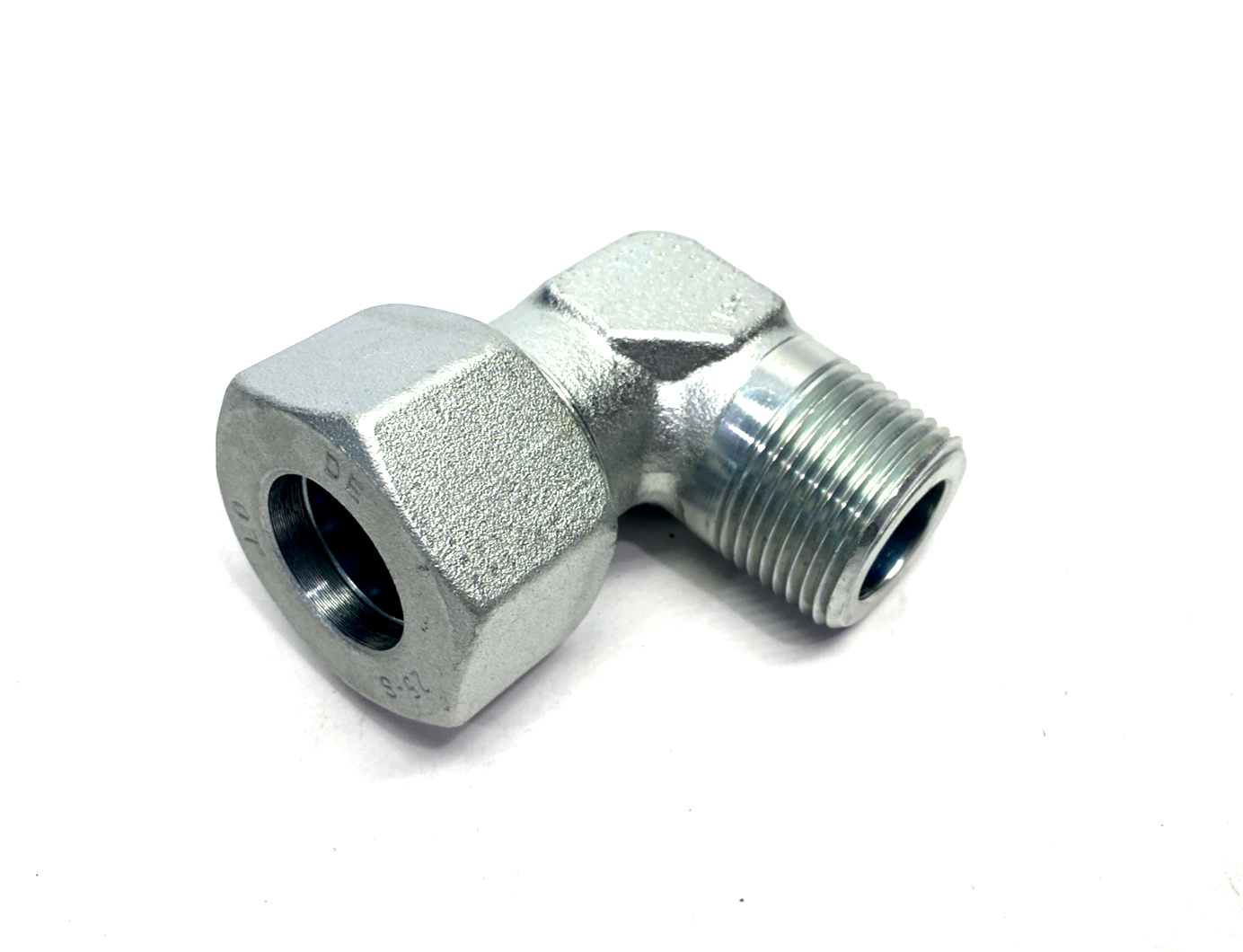 Parker WE25S1NPTCFX Ermeto DIN Elbow Tube Fitting 25mm Tube OD x 1" NPT - New – Open box - Maverick Industrial Sales