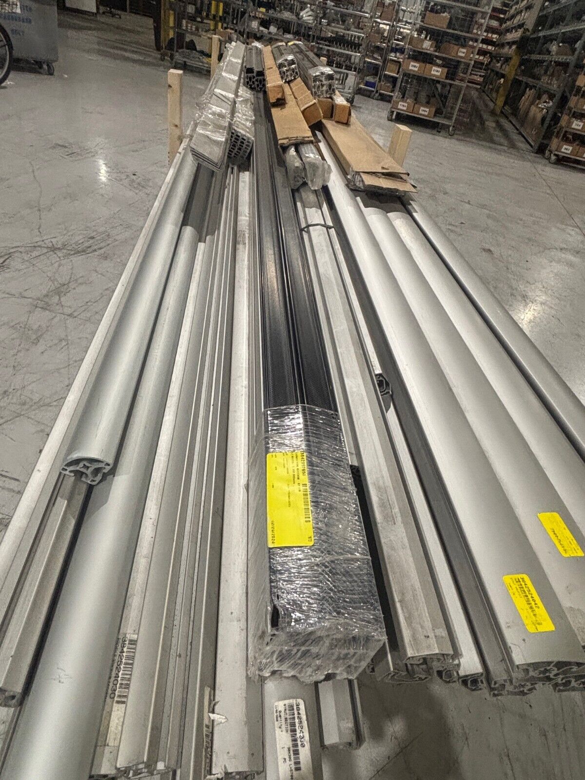 Lot of Misc. Obsolete Bosch Rexroth Conveyor Beams parts, 3842524042, 3842992650 - New – Open box - Maverick Industrial Sales