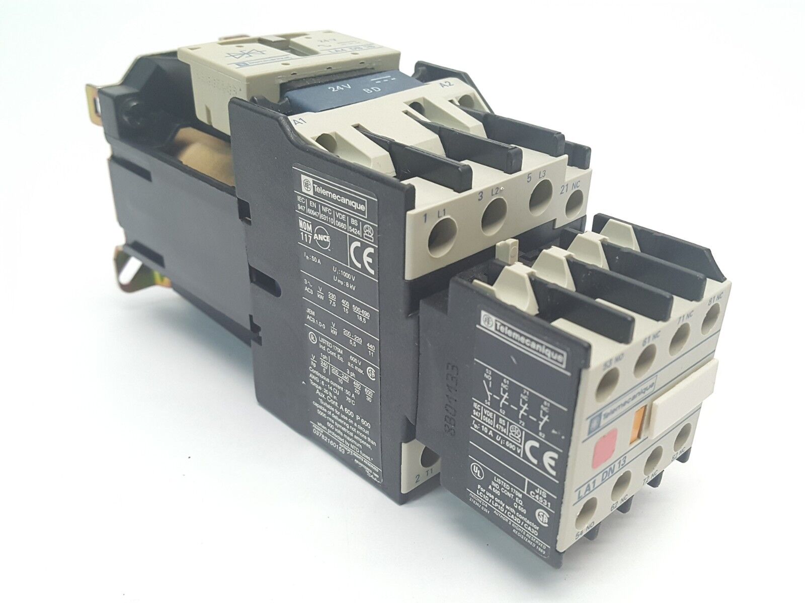 Telemecanique LP1D3201BDREQ3526G18 Contactor 3-Pole 50A 600V - Maverick Industrial Sales