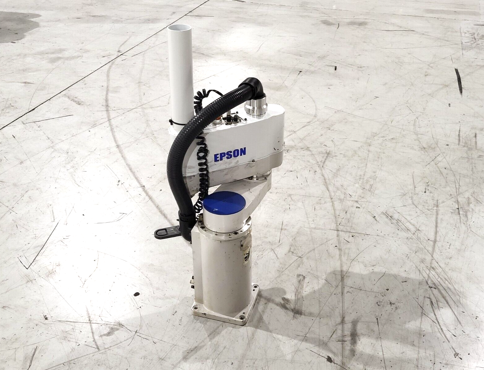 Seiko Epson E2S451S-UL 4-Axis Robot Arm Manipulator NO CONTROLLER - Maverick Industrial Sales