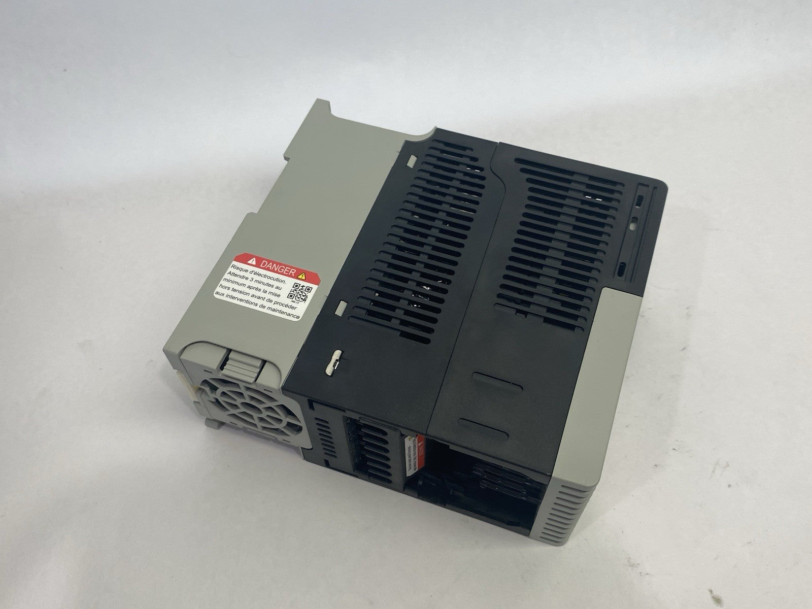 25B-D2P3N104 | Allen Bradley Ser. A PowerFlex 525 AC Drive, EtherNet/IP & Safety- New – Open box - Maverick Industrial Sales