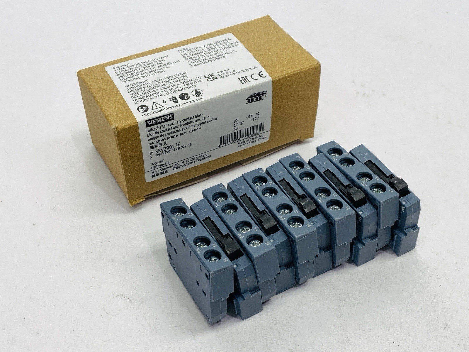 Siemens 3RV2901-1E Auxiliary Contact Block Switch LOT OF 10 - Maverick Industrial Sales