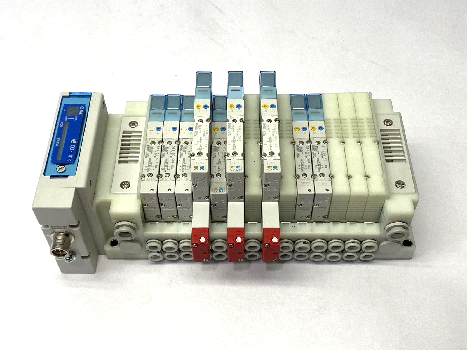 SMC SS5Y3-60-14B Pneumatic Manifold Assembly w/ EX260-SIL1 IO-Link M12 Connector - New – Open box - Maverick Industrial Sales