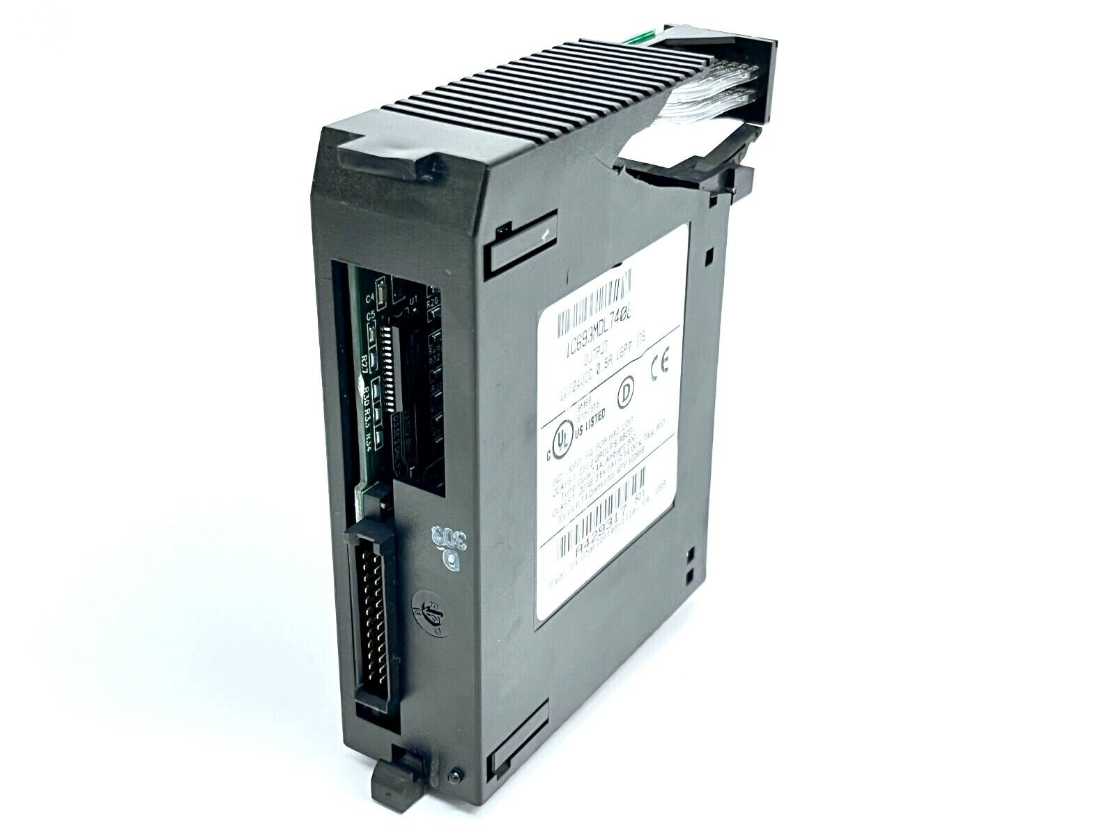 GE Fanuc IC693MDL740G Output Module 16PT POS 0.5A 12/24VDC - For parts or not working - Maverick Industrial Sales