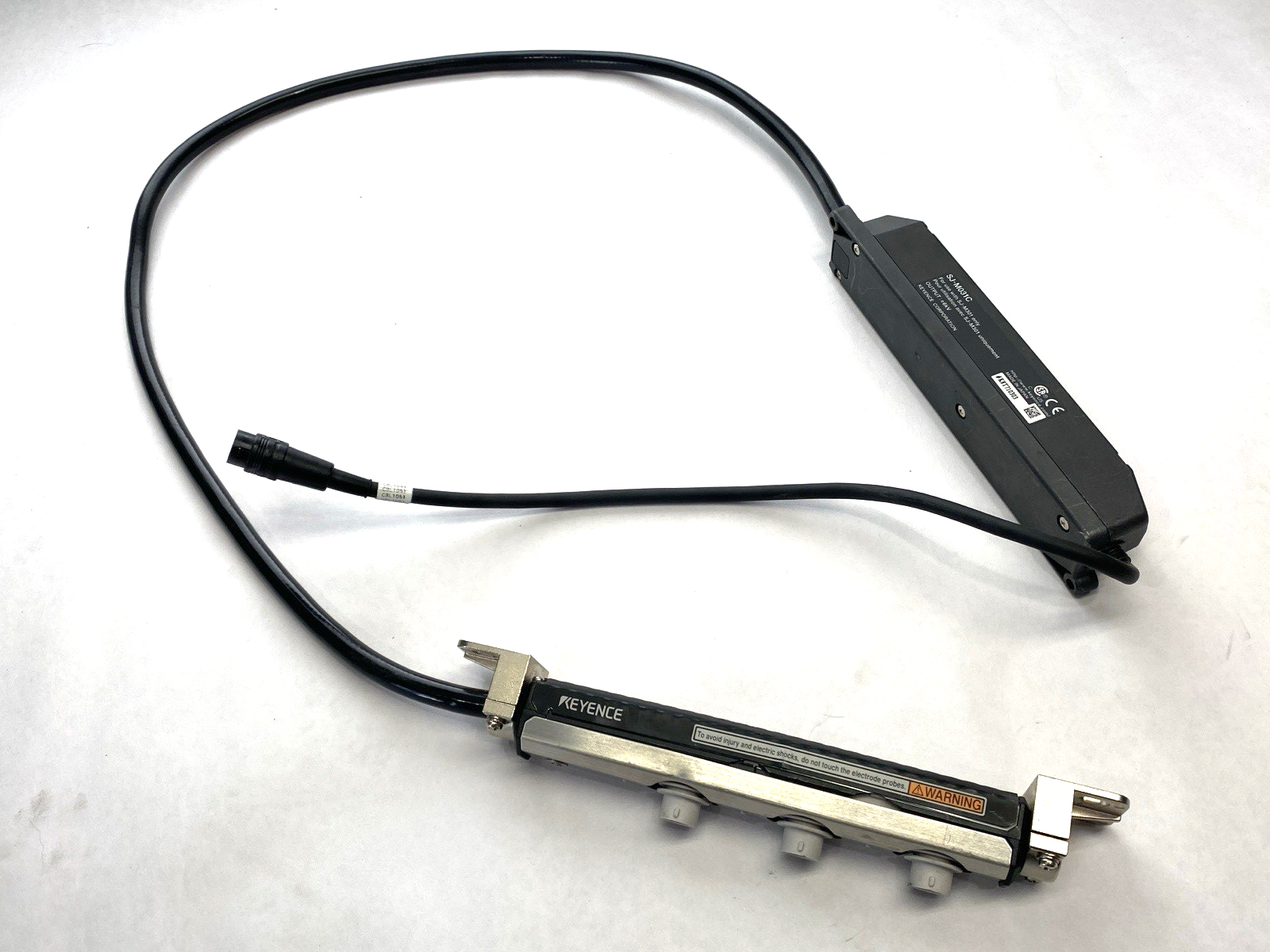 Keyence SJ-M031C High Performance Micro Static Eliminator 24VDC 450mA - Maverick Industrial Sales