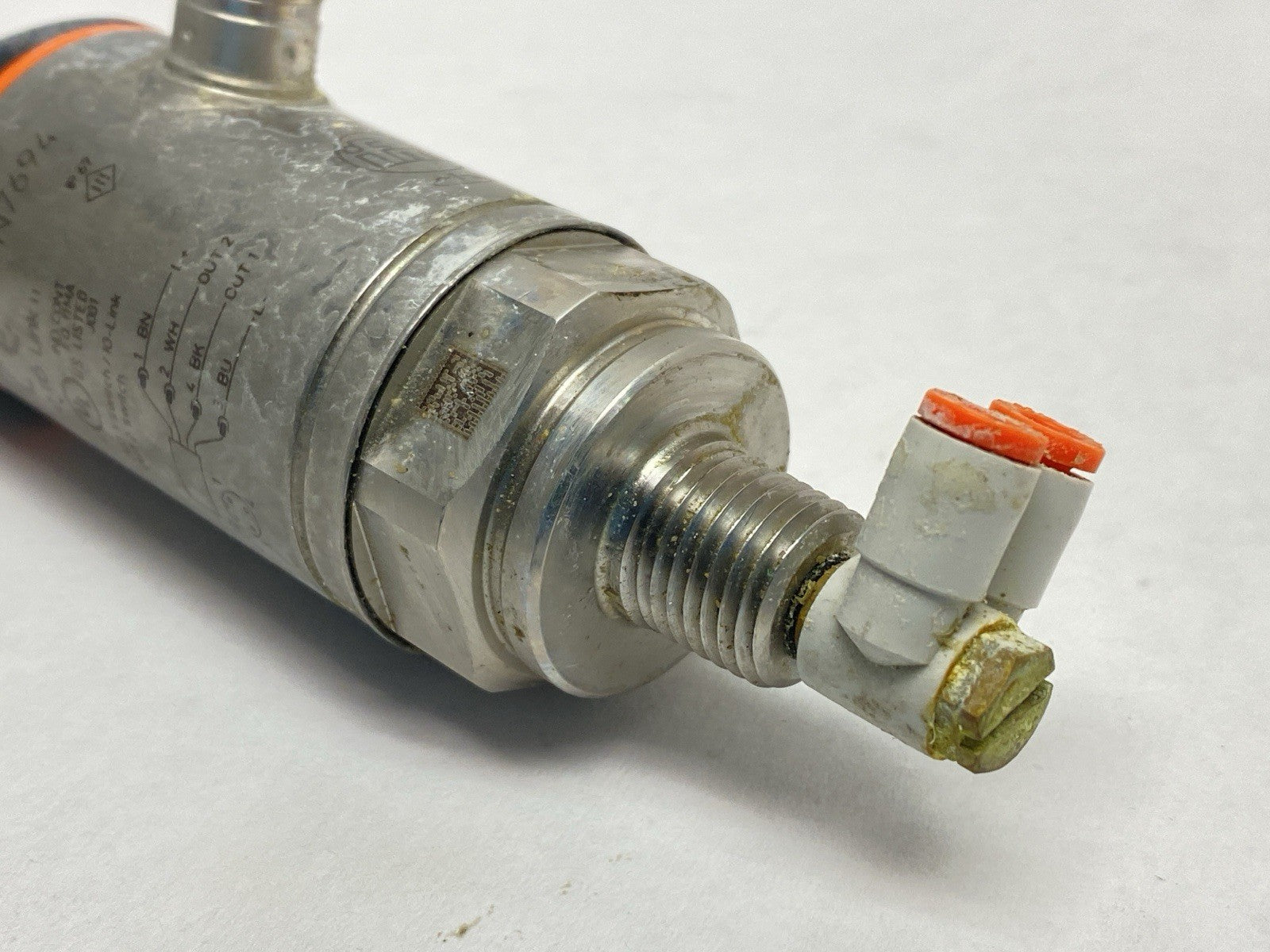 PN-010-REN14-QFRKG/US/ /V | ifm PN7694 Pressure Sensor With Display - For parts or not working - Maverick Industrial Sales