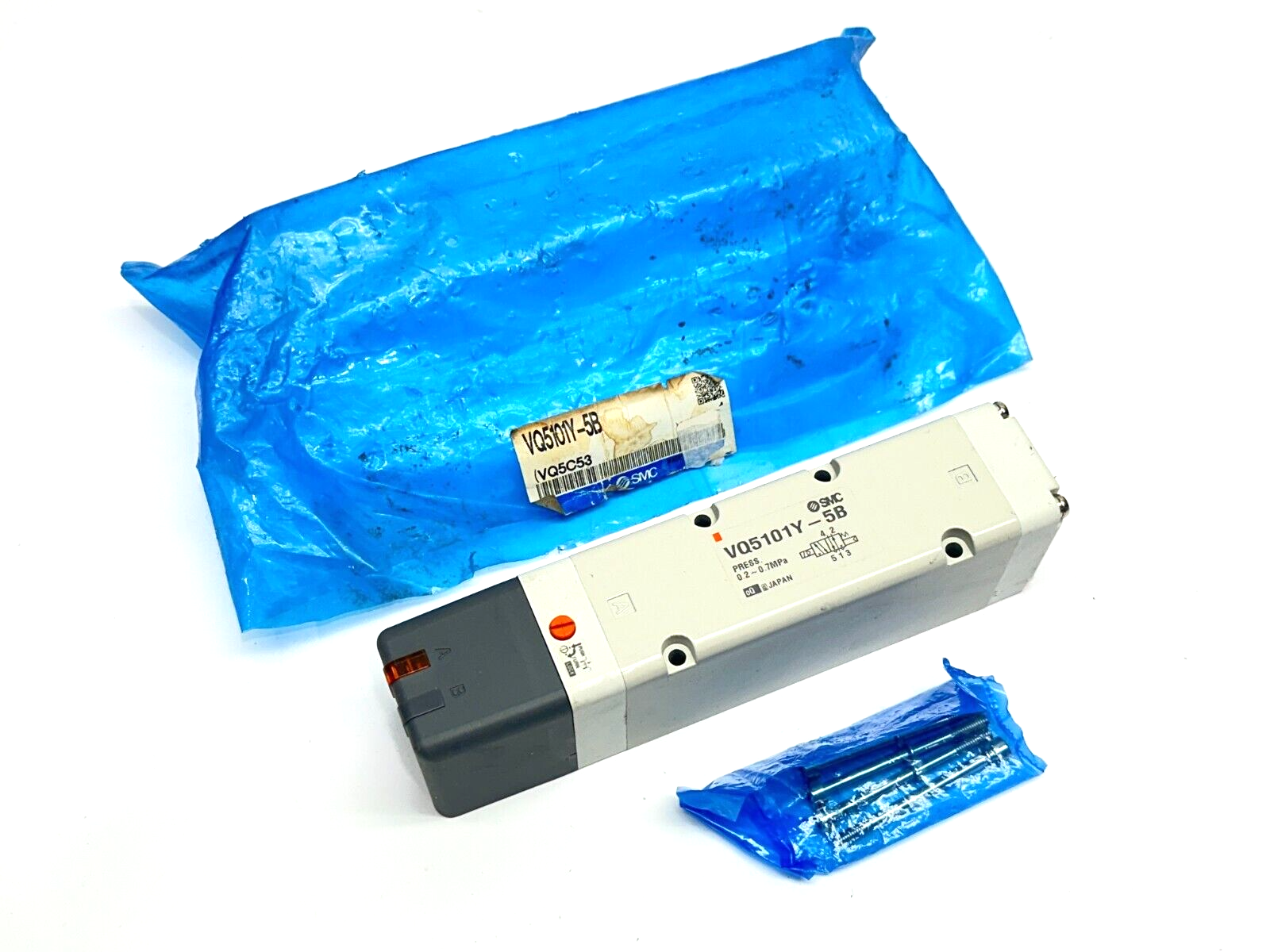 VQ5101Y-5B | SMC Pneumatic Solenoid Plug In Valve VQ5000 5-Port - New - Maverick Industrial Sales