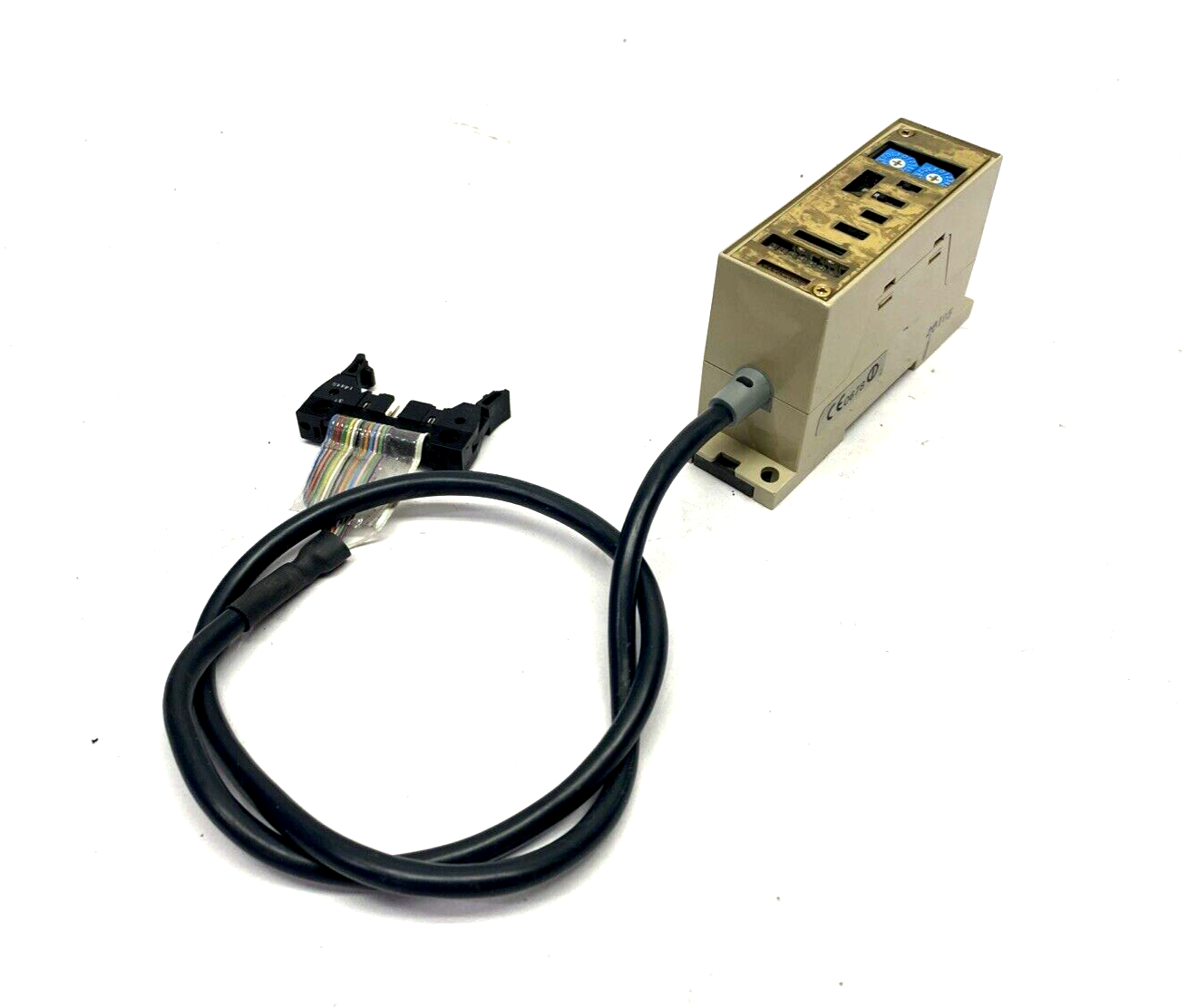 Omron V600-HAR81 Amplifier - Used - Maverick Industrial Sales