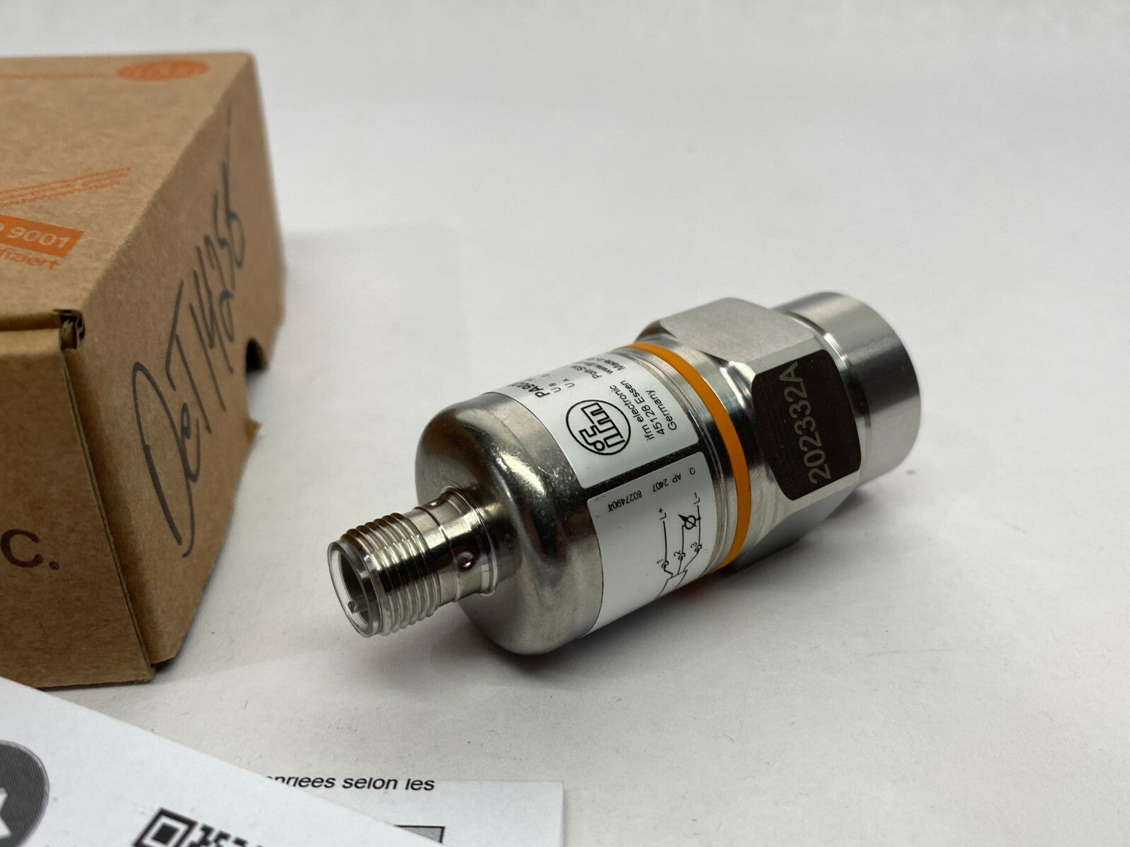 Ifm PA9028 Pressure Transmitter Ceramic Measuring Cell PA-,25BRBR14-B-DVG/US/V - New – Open box - Maverick Industrial Sales