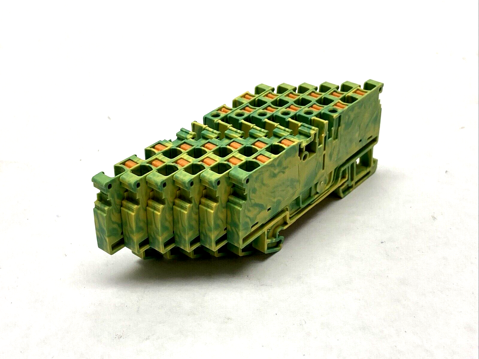 Allen Bradley 1492-PG3Q Ground Push-in Terminal Block LOT OF 6 - Used - Maverick Industrial Sales