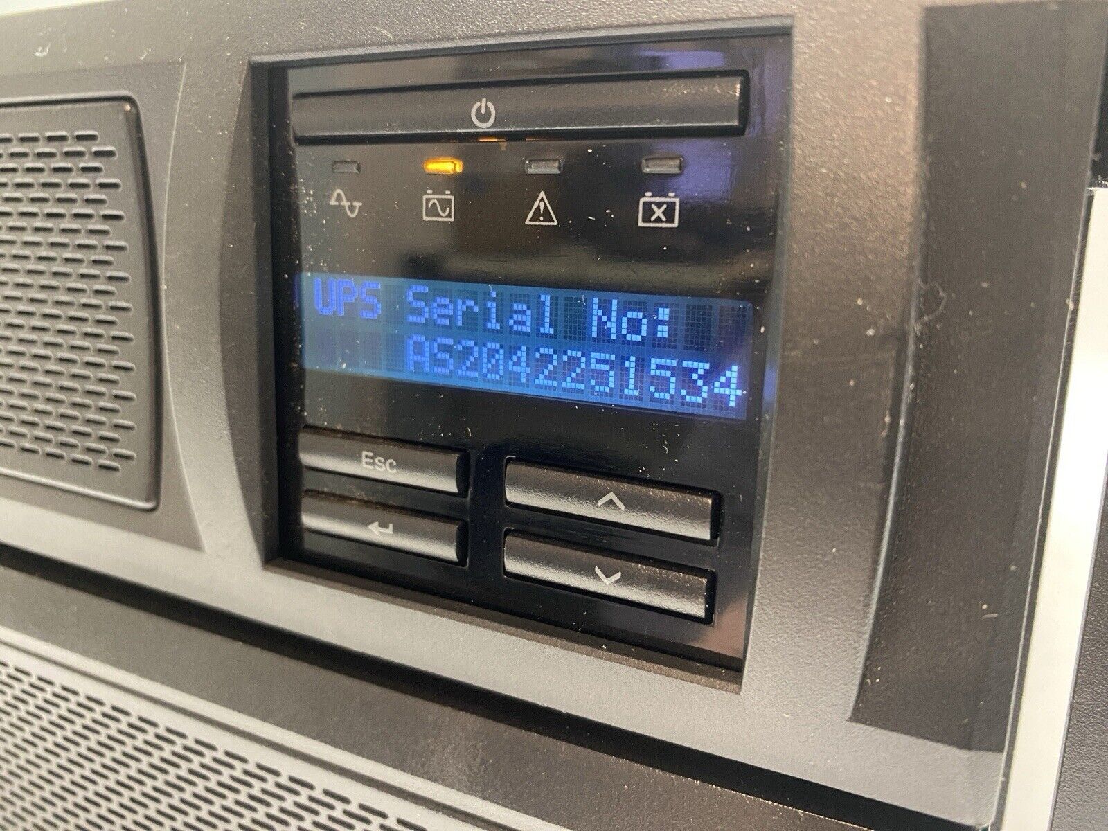 APC SMX2200HV Smart-UPS X 2200VA Rack/Tower LCD 200-240V -Mount Dented - For parts or not working - Maverick Industrial Sales