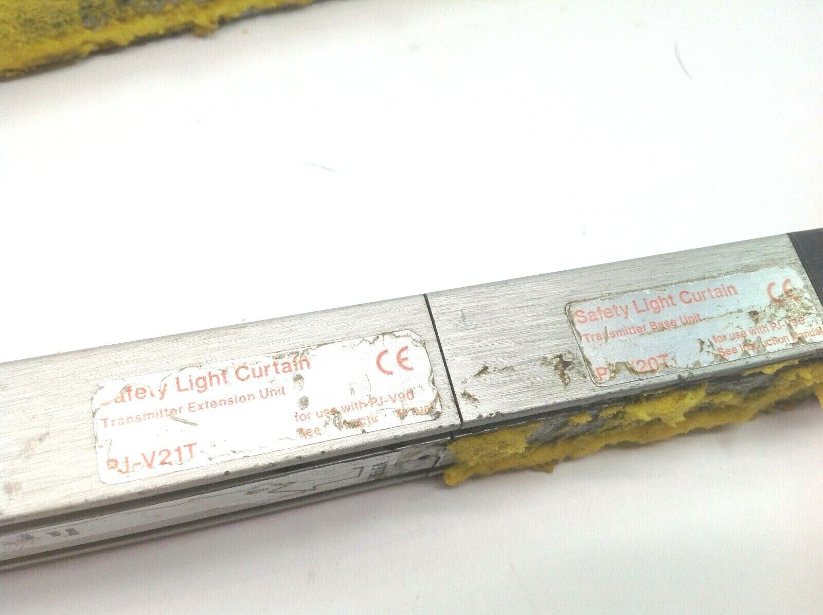 PJ-V21T, PJ-V21R, PJV20T, PJ-V20R | Keyence PJ-V21T & PJ-V21R, PJV20T & PJ-V20R Safety Light Curtain Sets - For parts or not working - Maverick Industrial Sales
