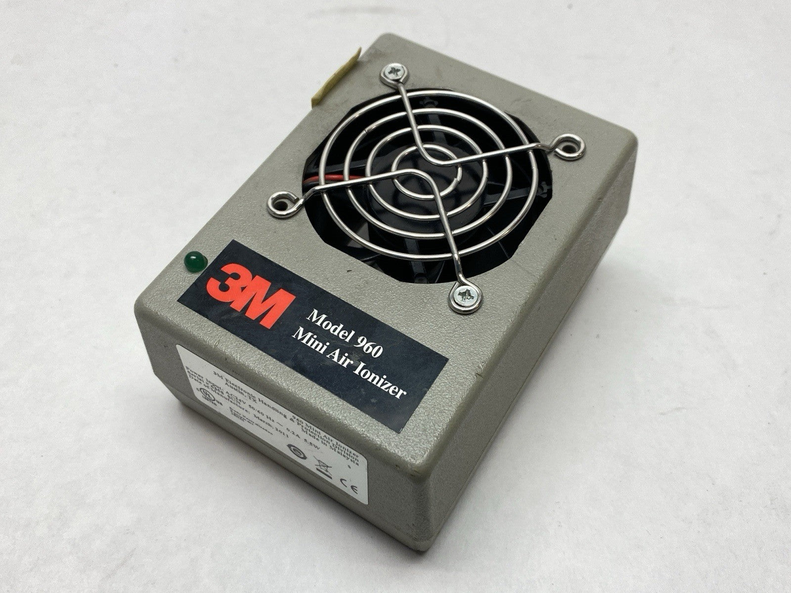 3M Model 960 Mini Air Ionizer - Maverick Industrial Sales