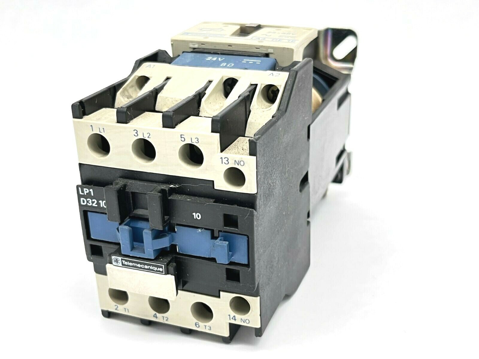 LP1D3210,LA4DE1E | Telemecanique LP1D3210 Contactor w/ LA4DE1E Suppressor - Used - Maverick Industrial Sales