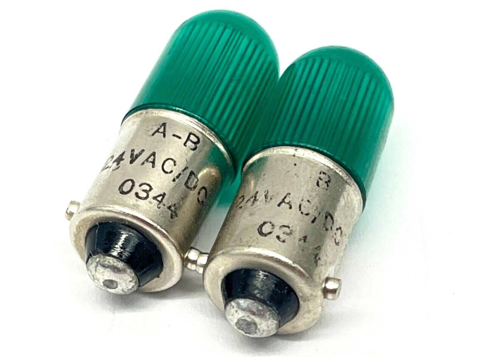 800E-N157G | Allen Bradley Green LED Lamp 24V LOT OF 2 - Used - Maverick Industrial Sales