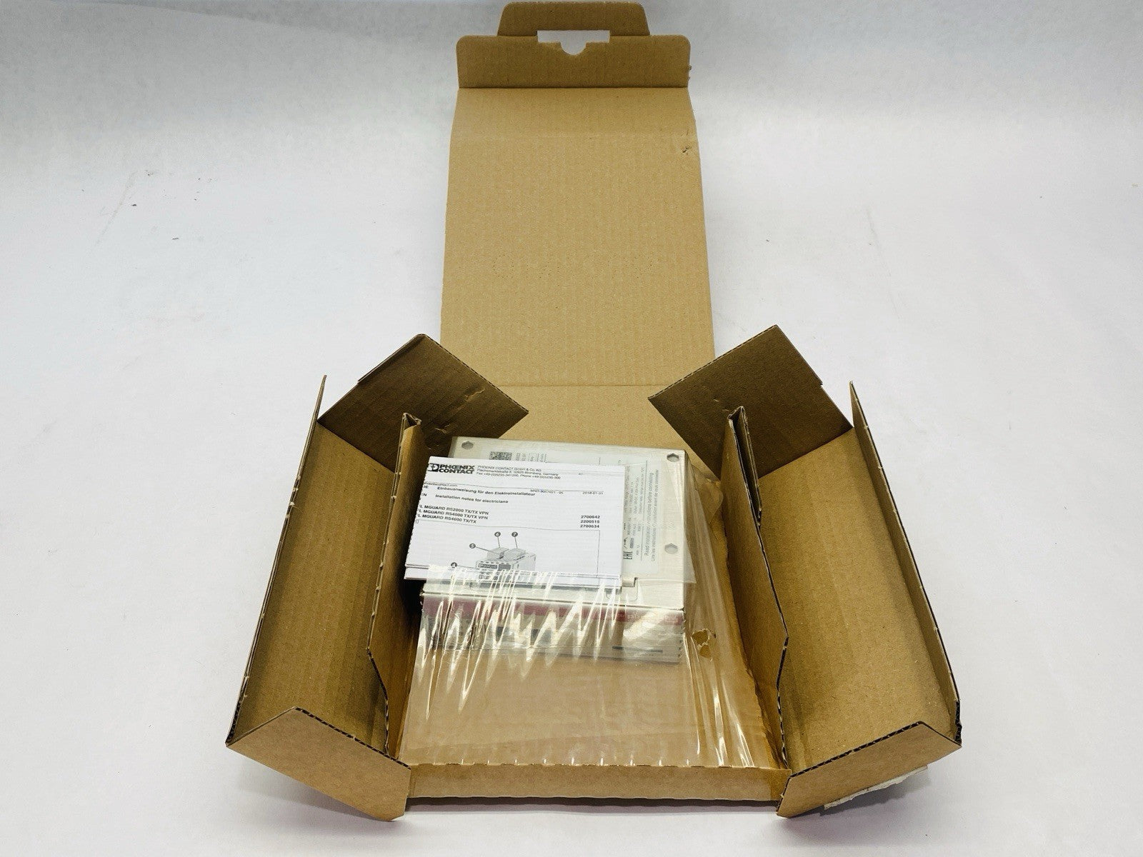 Phoenix Contact FL MGUARD RS2000 TX/TX VPN Remote VPN Maintenance Router 2700642 - New - Maverick Industrial Sales