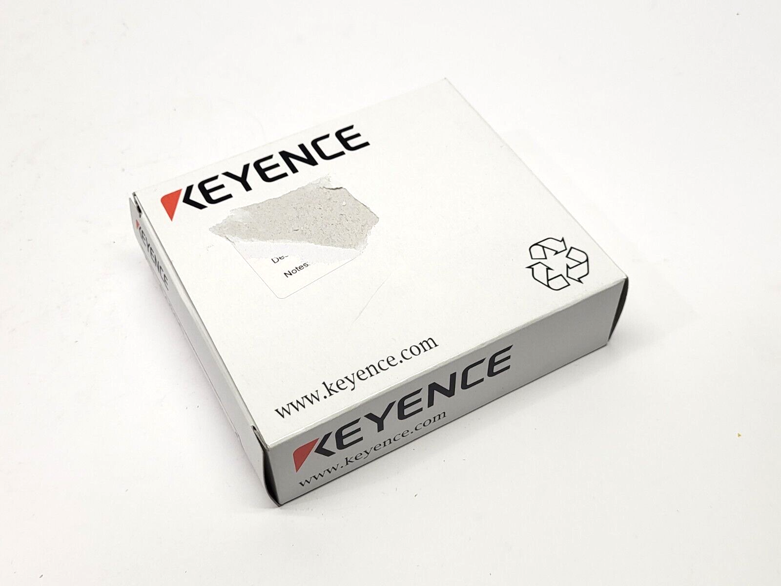 OP-84300 | Keyence Intermediate Support Bracket- New – Open box - Maverick Industrial Sales