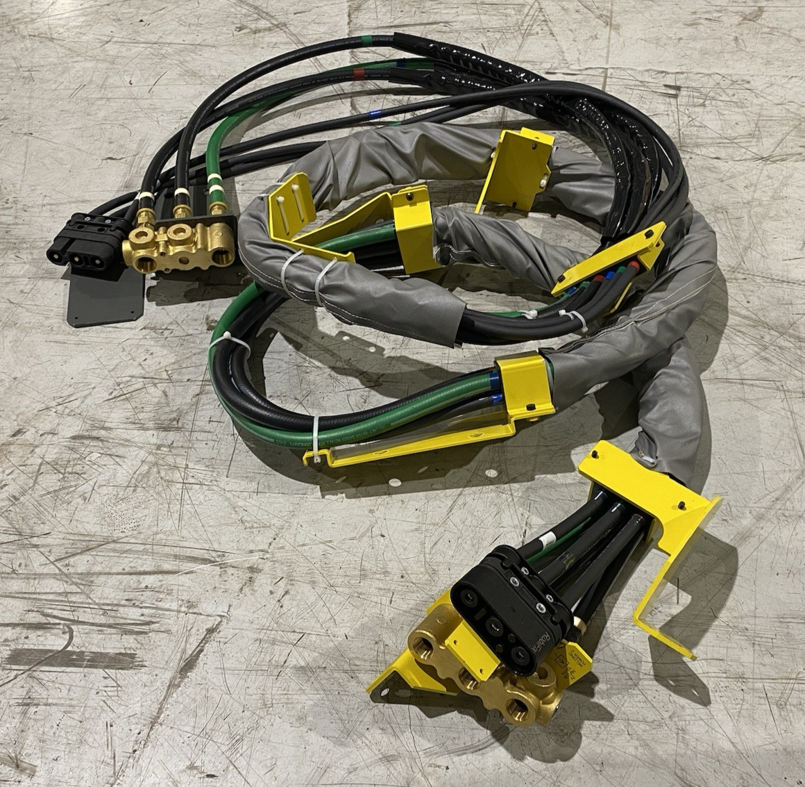 Fanuc Robotic Welding Hose+Power Cable Dresspack Assembly, Robifix - Maverick Industrial Sales