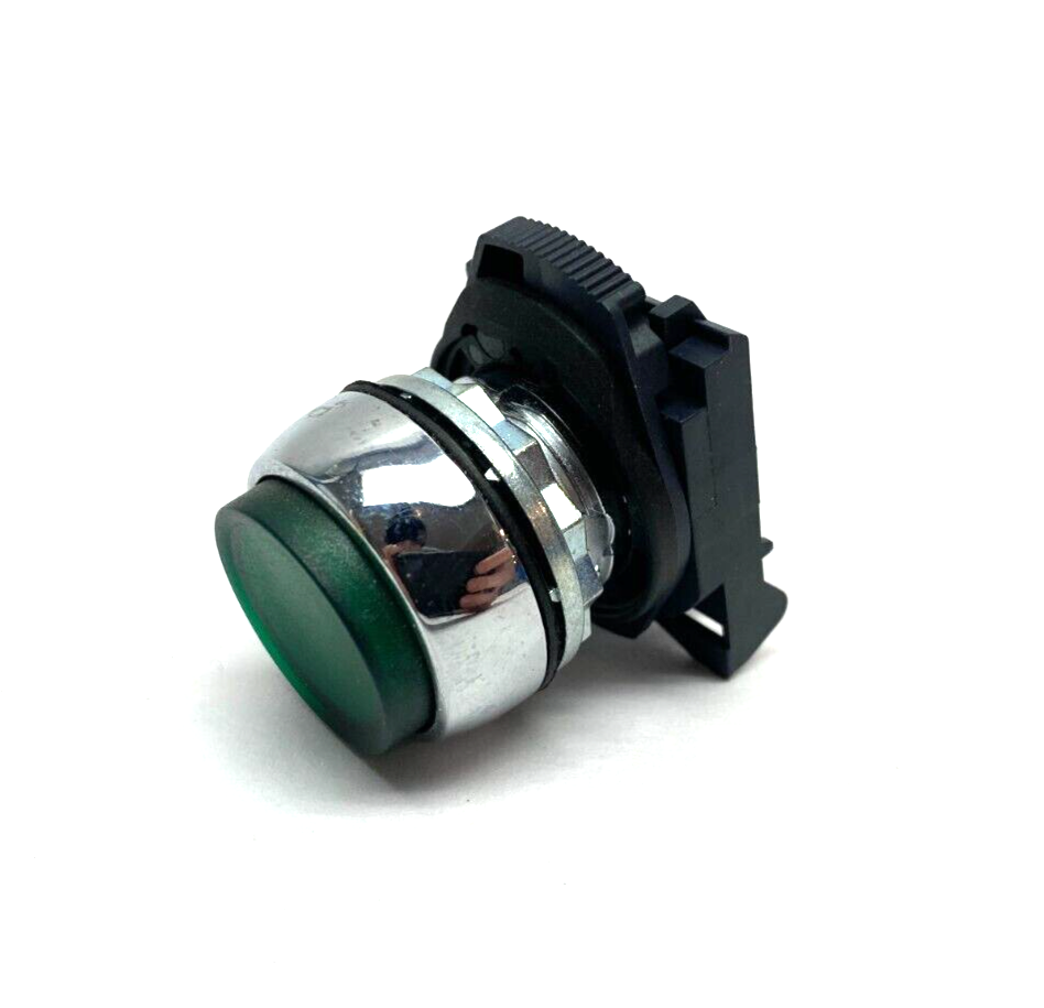 800FM-LE3 | Allen Bradley Extended Illuminated Pushbutton Green w/ Plastic Collar - Used - Maverick Industrial Sales