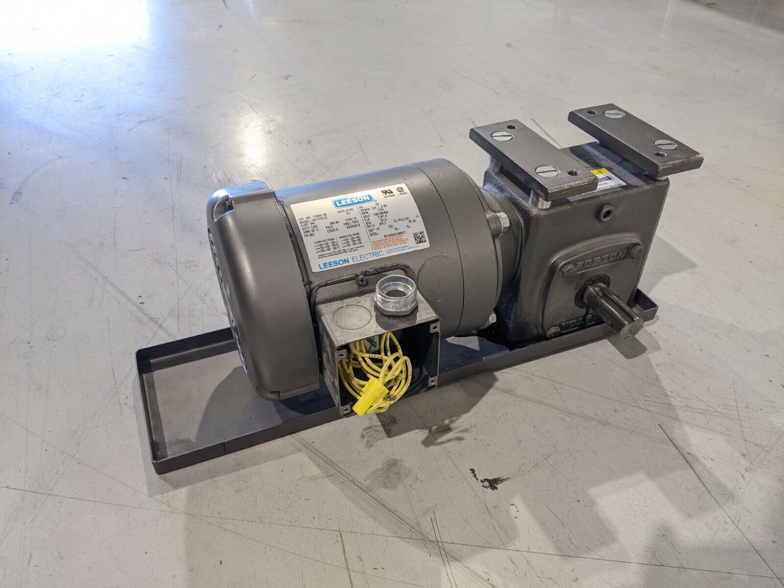 Leeson 110047.00 Electric Motor w/ Boston Gear F721B40KB5J Speed Reducer 40:1 - Maverick Industrial Sales