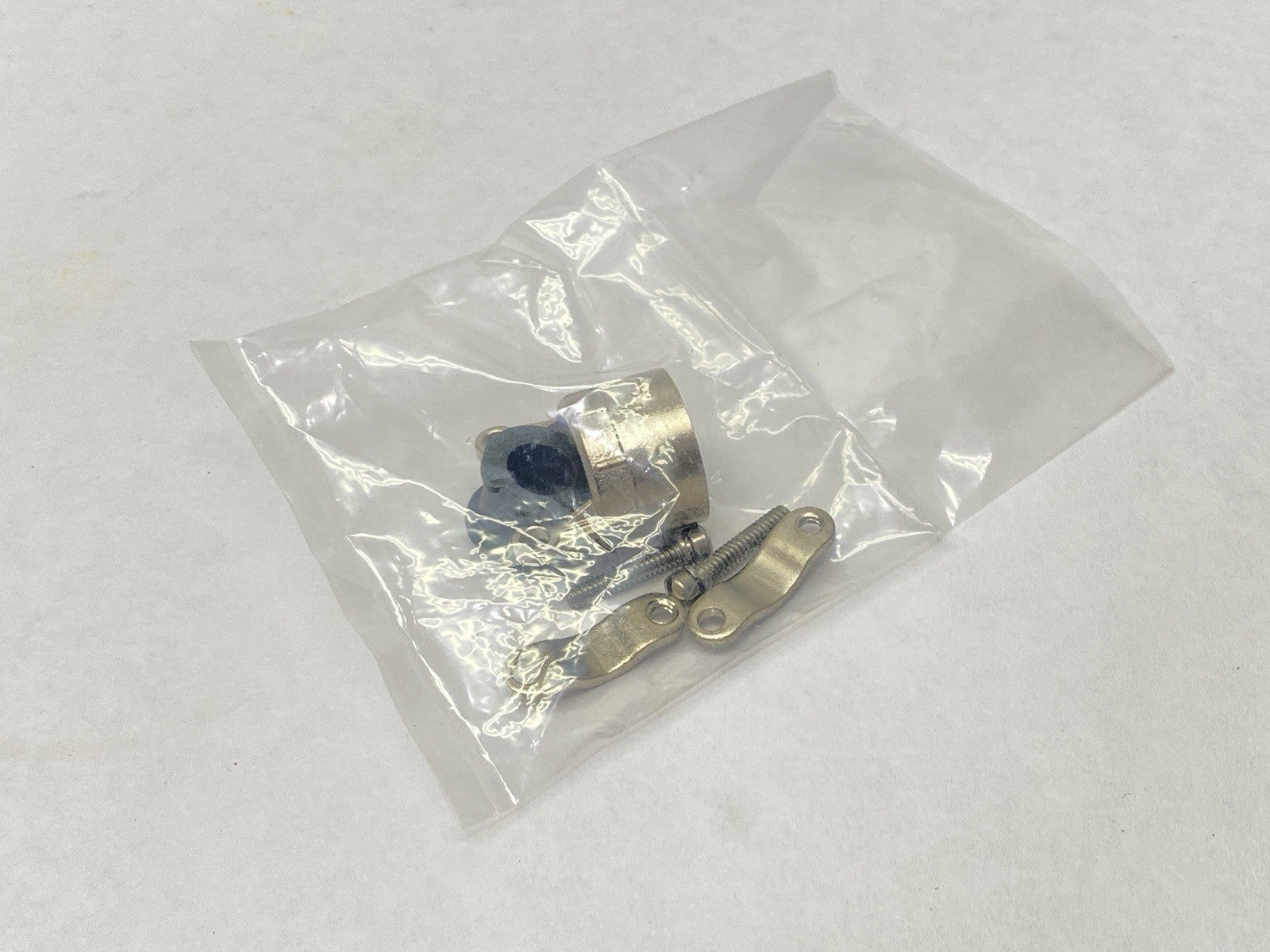 UT014AC | Eaton Souriau-Sunbank Silver Connector Backshell Cable Clamp - New - Maverick Industrial Sales