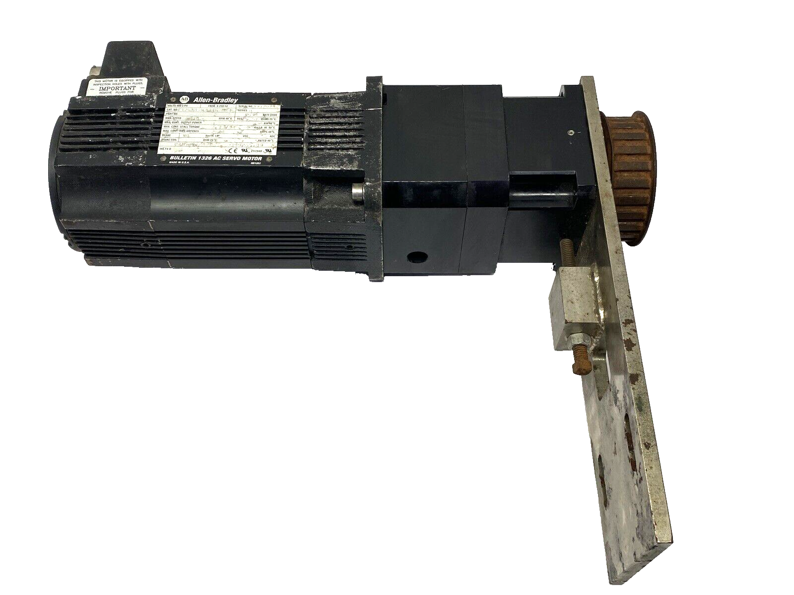 Allen Bradley 1326AB-B410G-M2L Ser. B AC Servo Motor w/ NT42-010-0-RM115-39 - Maverick Industrial Sales