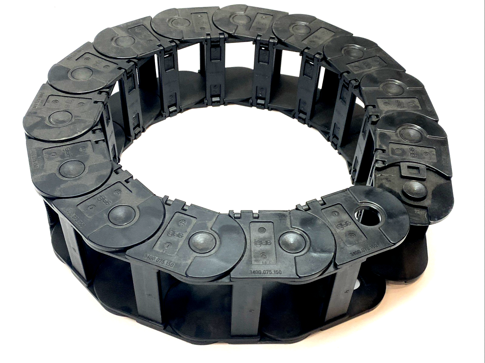 3400.075.150 | Igus E2 Energy Chain 75mm Width 150mm Radius 14 Links - New Other - Maverick Industrial Sales