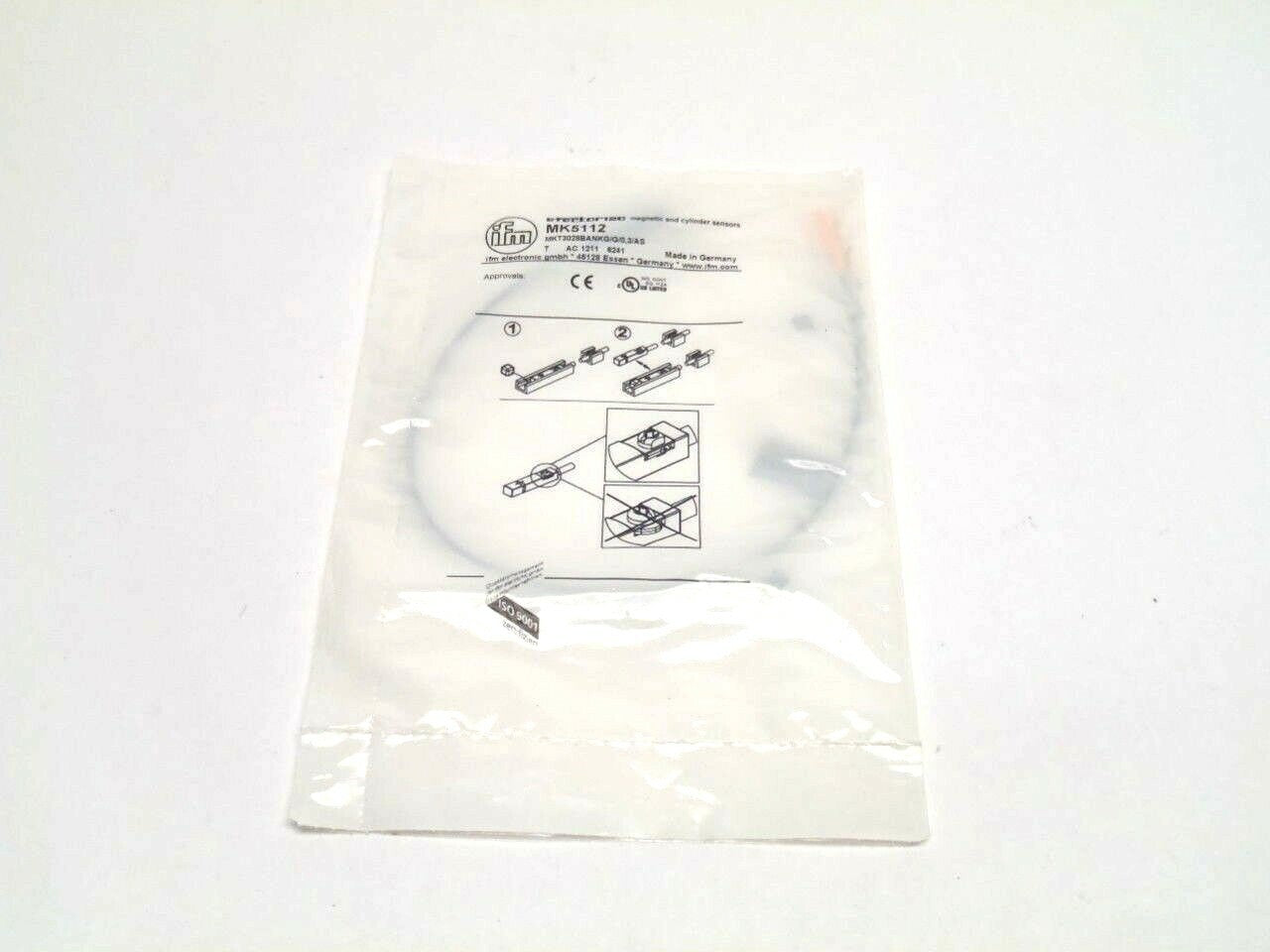 IFM MKT3028BANKG/G/0,3/AS T Slot Cylinder Sensor MK5112 - New - Maverick Industrial Sales