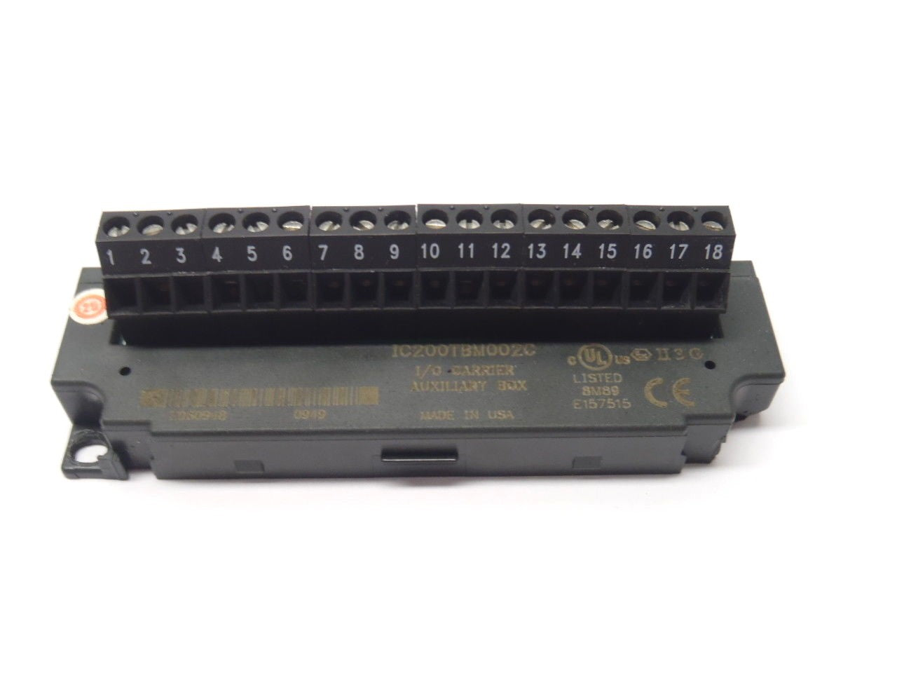 GE Fanuc IC200TBM002C 18 Point I/O Carrier Auxiliary Box - For parts or not working - Maverick Industrial Sales