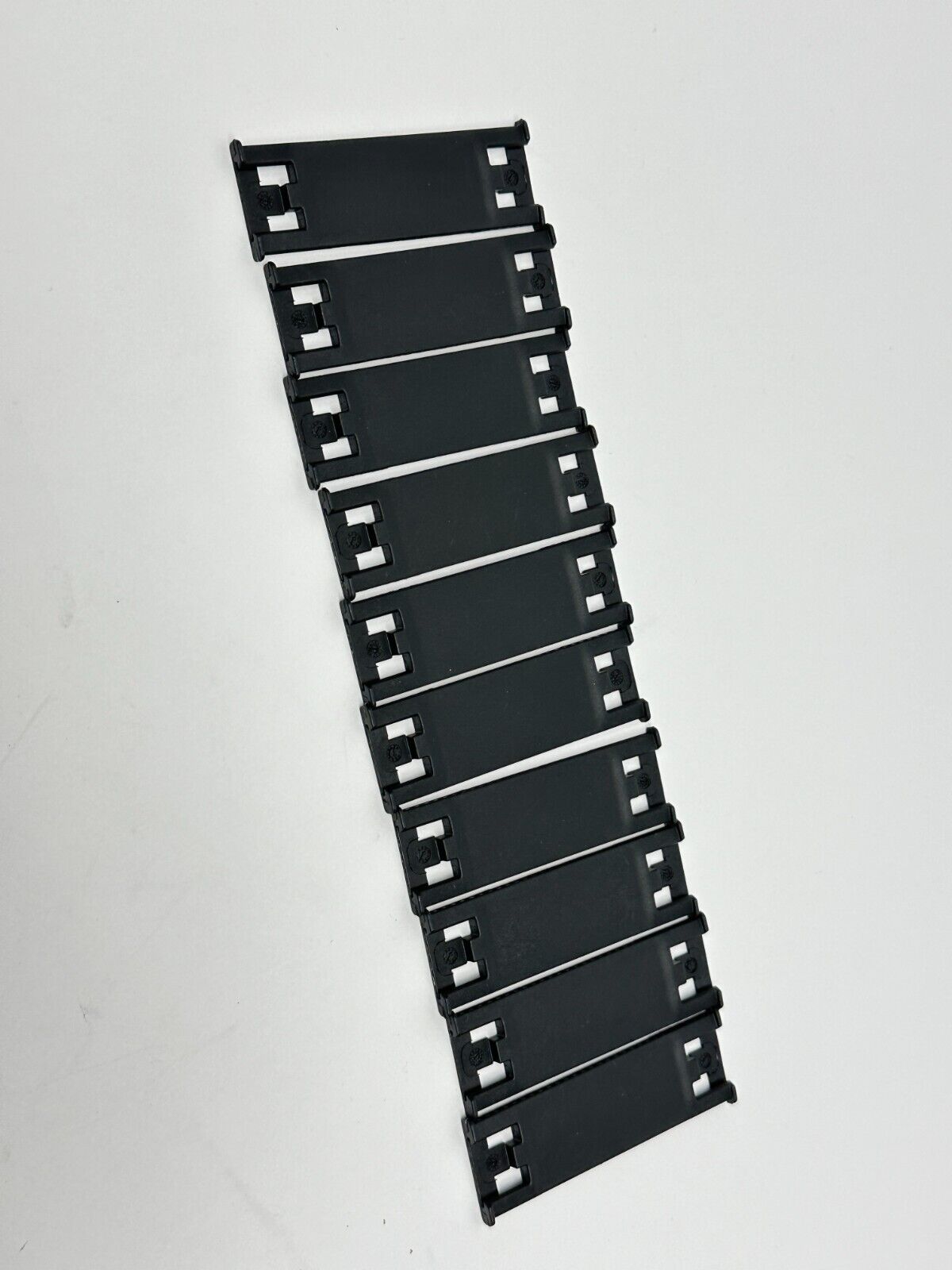 2105.060 | Igus Series E4.1 / R4.1 Double Locking Crossbars LOT OF 10 - New – Open box - Maverick Industrial Sales