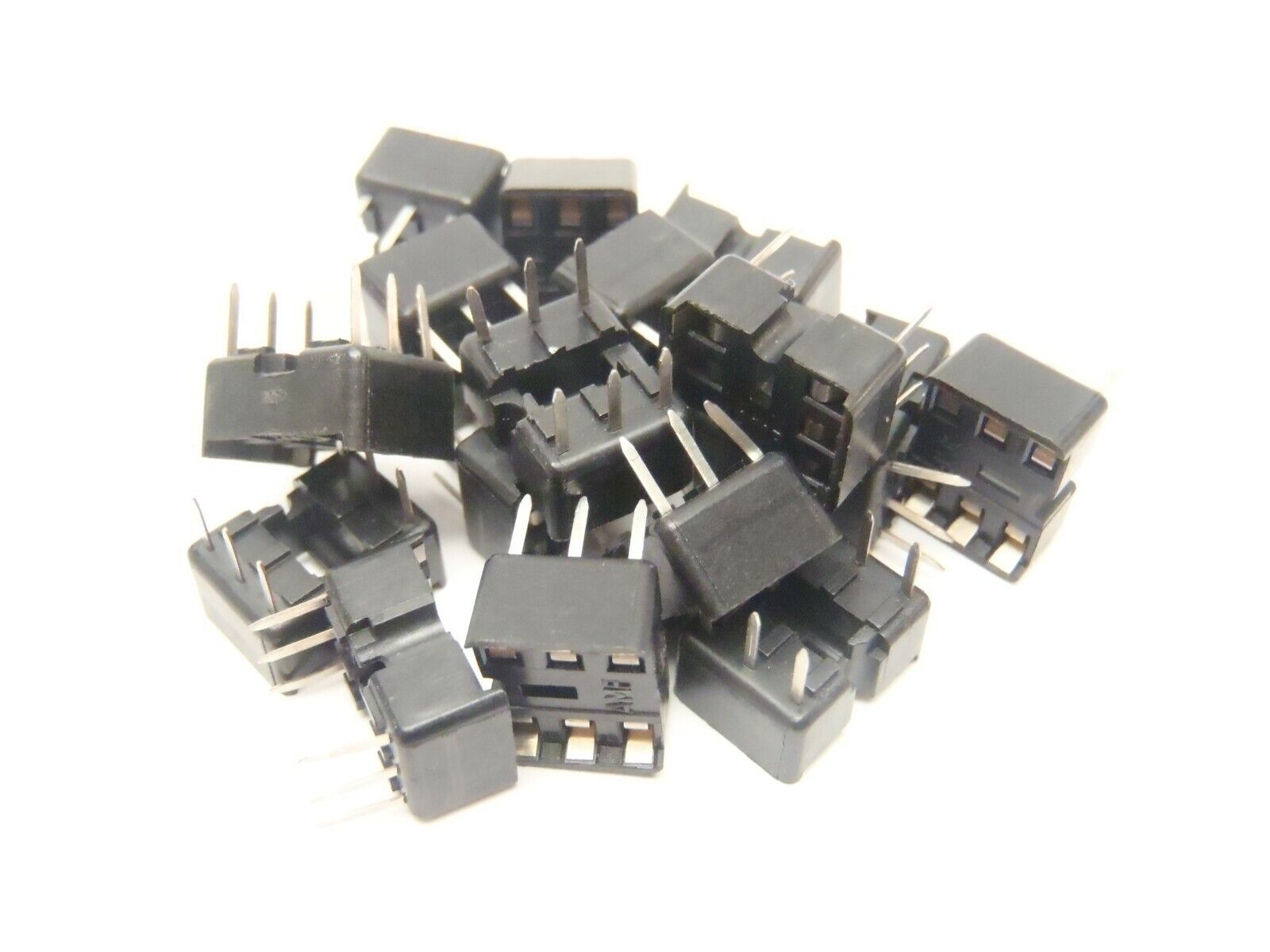 TE Connectivity 2-641296-2 DIP Socket Connector LOT OF 17 - Maverick Industrial Sales