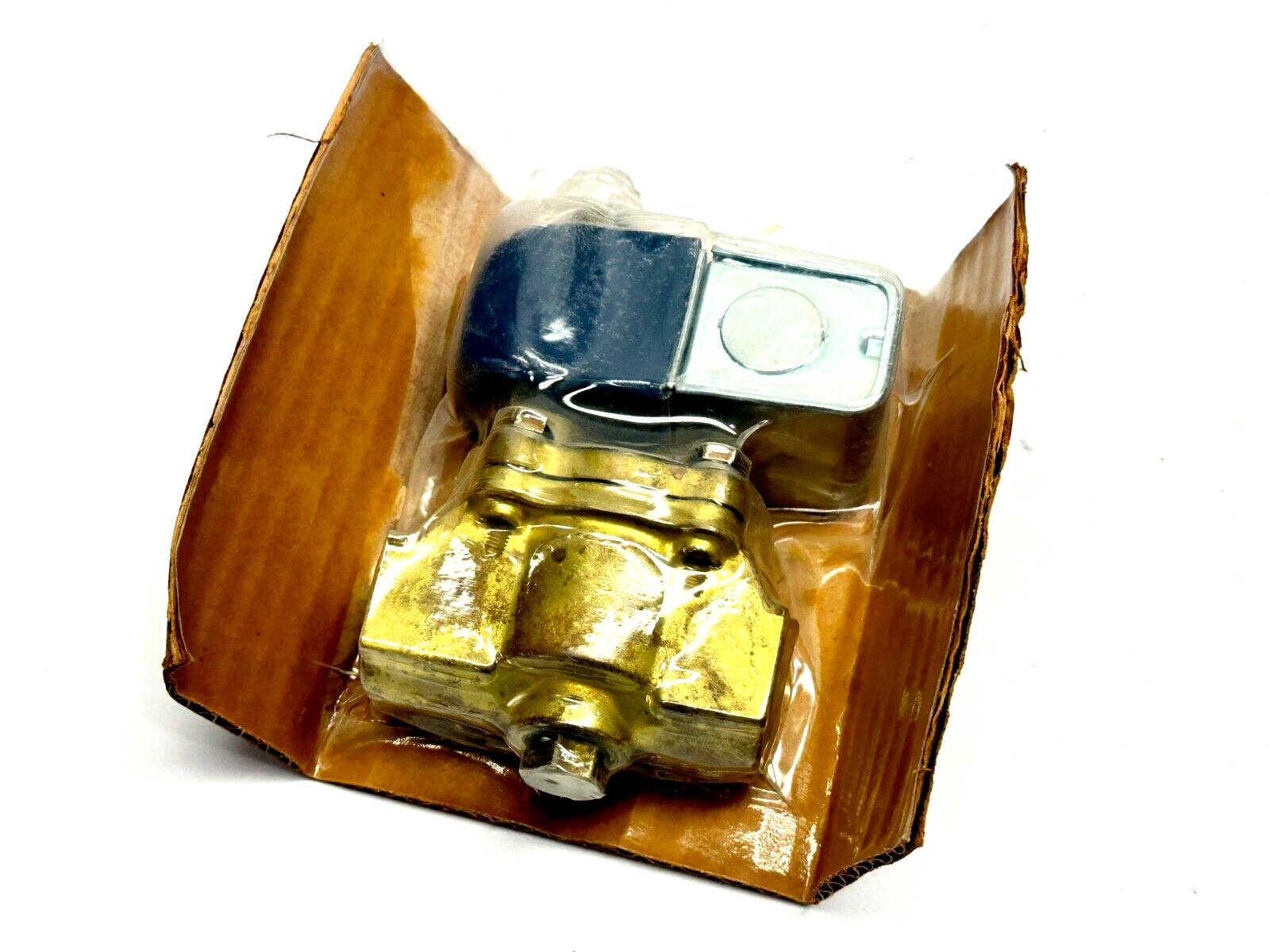 2230B-3/4-B-3/4-P | Alco Solenoid Valve Assembly 3/4" NPT 240V 15W - New - Maverick Industrial Sales
