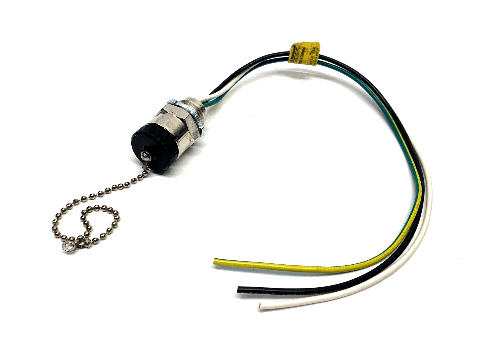 Woodhead 1R3000A20M030 3-Pin A-Size Female Receptacle w/ Cap, 1/2" NPT - Used - Maverick Industrial Sales