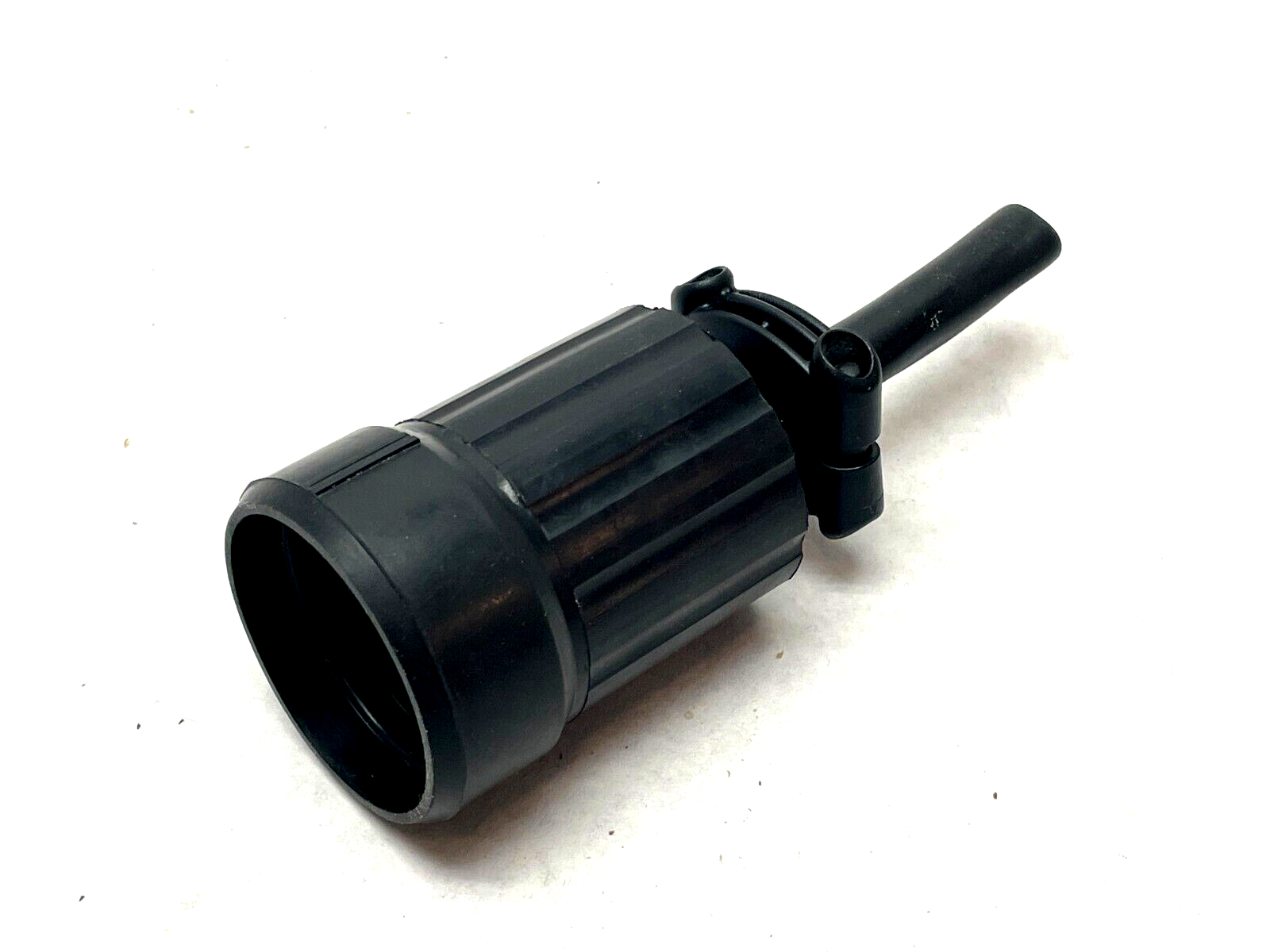 American Denki 3362R Twist-Lock Plug 30A-600V 3-Pole - Used - Maverick Industrial Sales