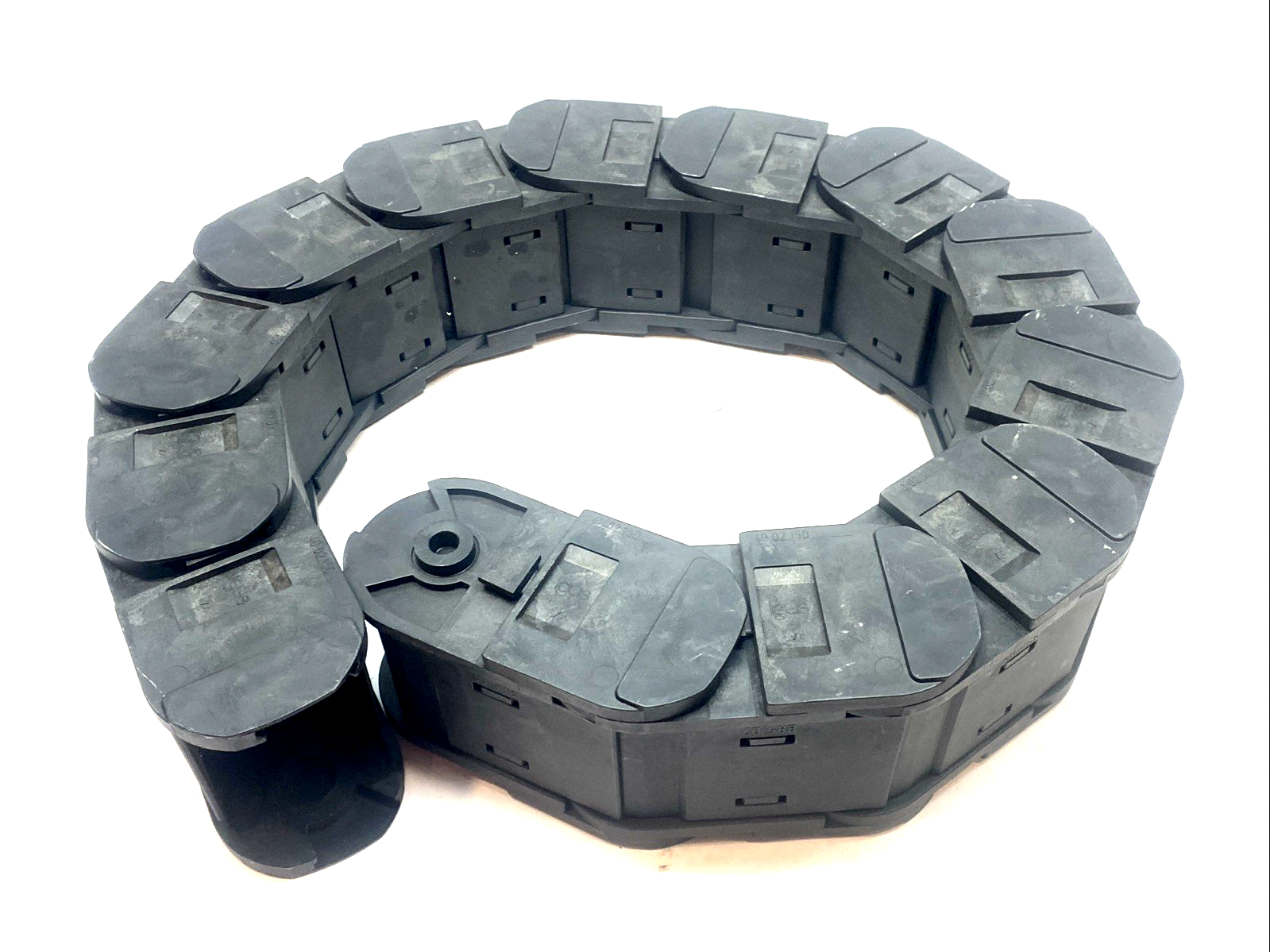 40.02.150 | Igus Energy Chain Cable Carrier 12 Links - Used - Maverick Industrial Sales