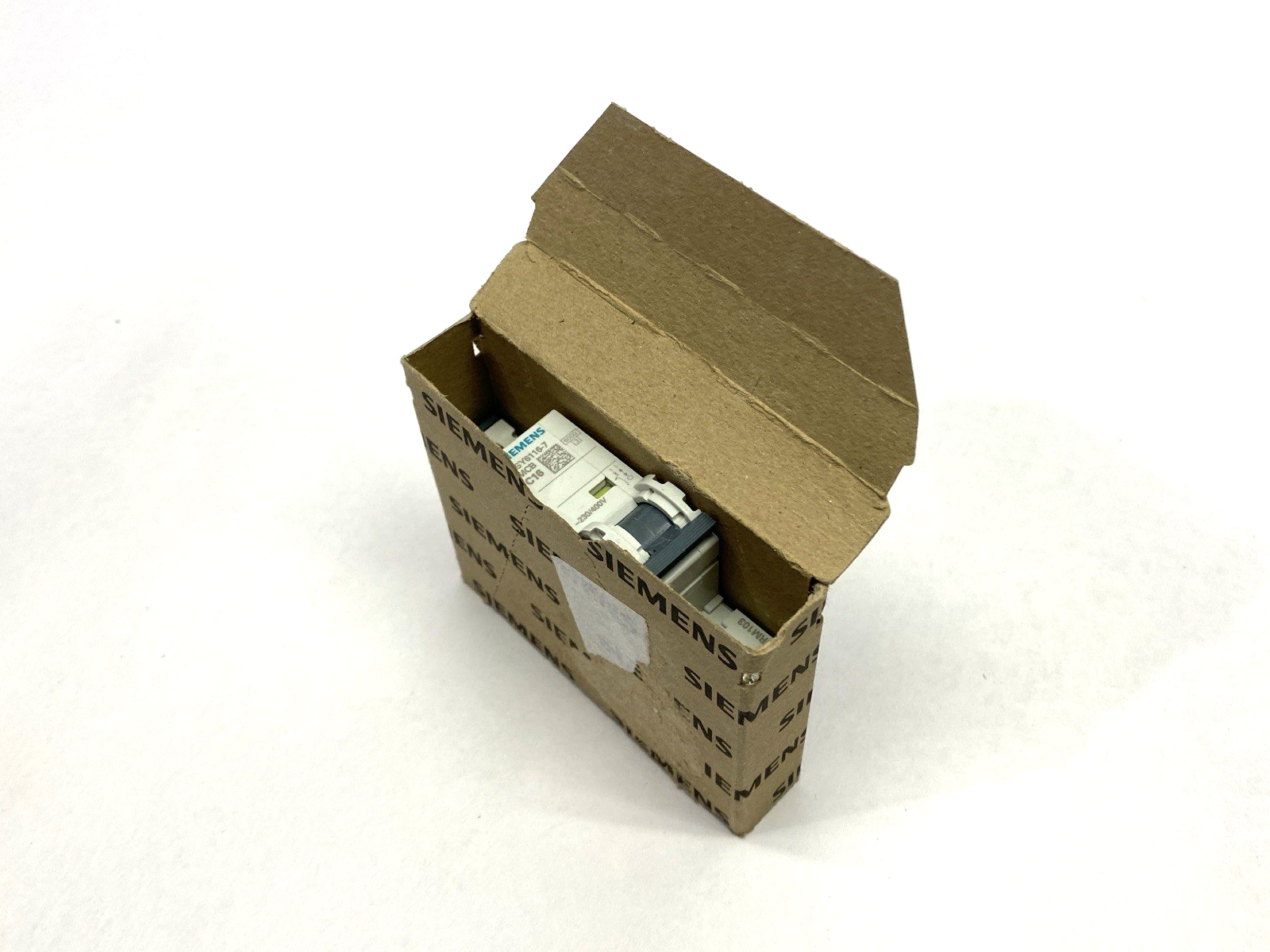 Siemens 5SY6116-7 Miniature Circuit Breaker 1-Pole 230/400V 16A - Maverick Industrial Sales