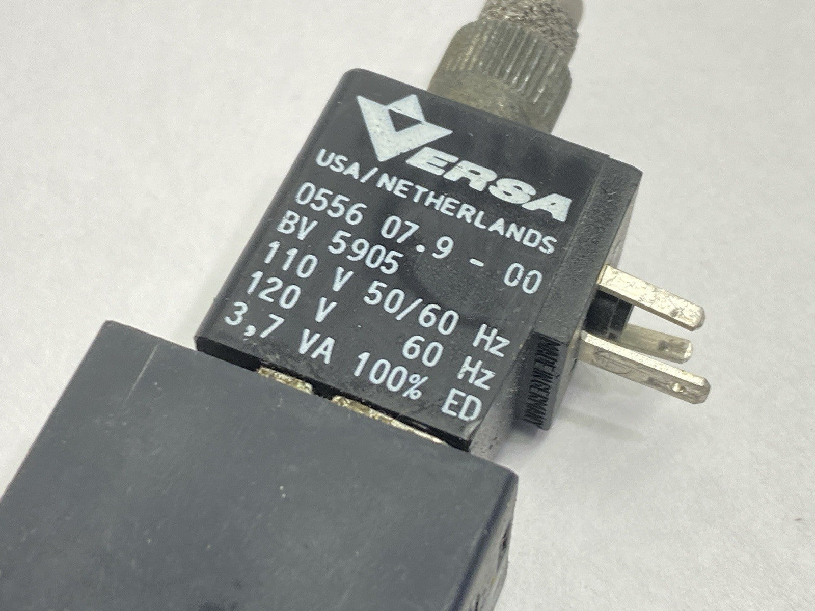 CSG-4332-043-H16-L14-P-A120 | Versa Solenoid Valve 4-Way 110/120V - For parts or not working - Maverick Industrial Sales