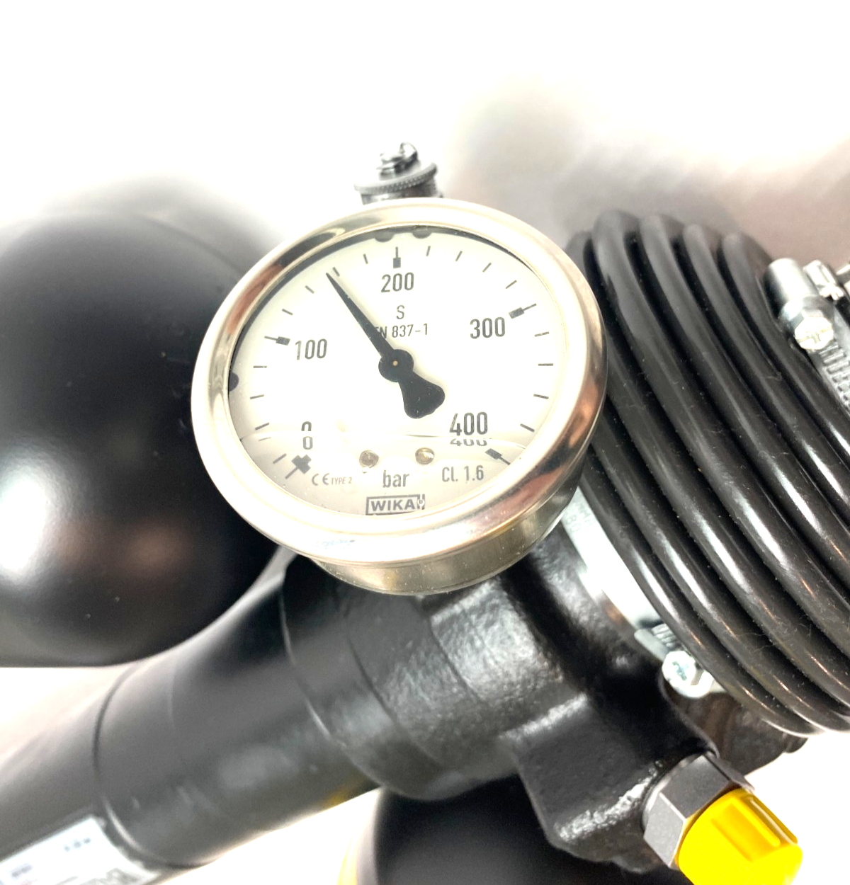 Kuka GA20-A Robot Counterbalance System Assembly 00310331 - Maverick Industrial Sales