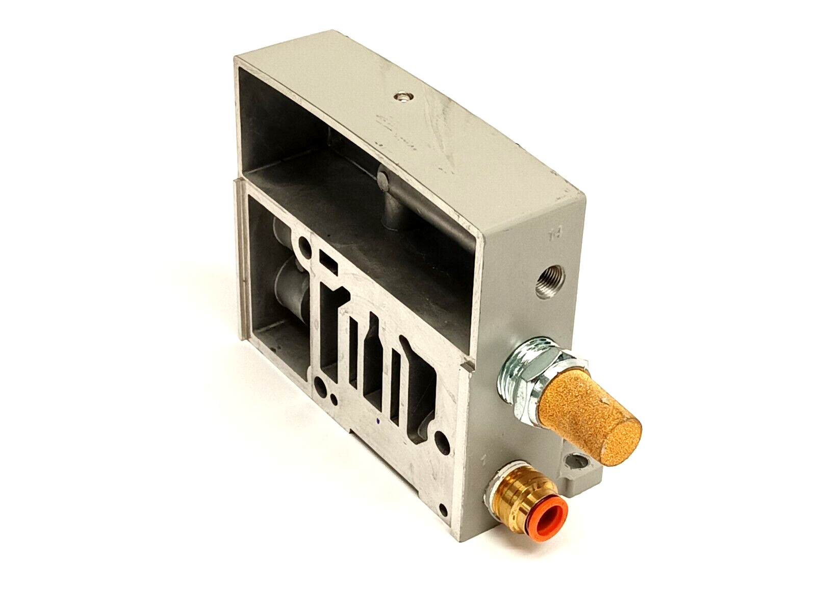 Parker Manifold End Plate H Series - Used - Maverick Industrial Sales