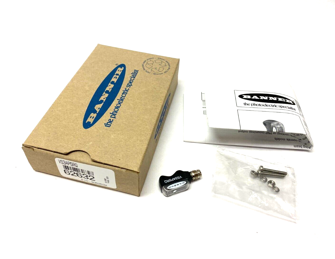 Banner VS3AP5RQ Opposed-Mode Photoelectric Sensor w/ Advanced Optics 62632 - Maverick Industrial Sales