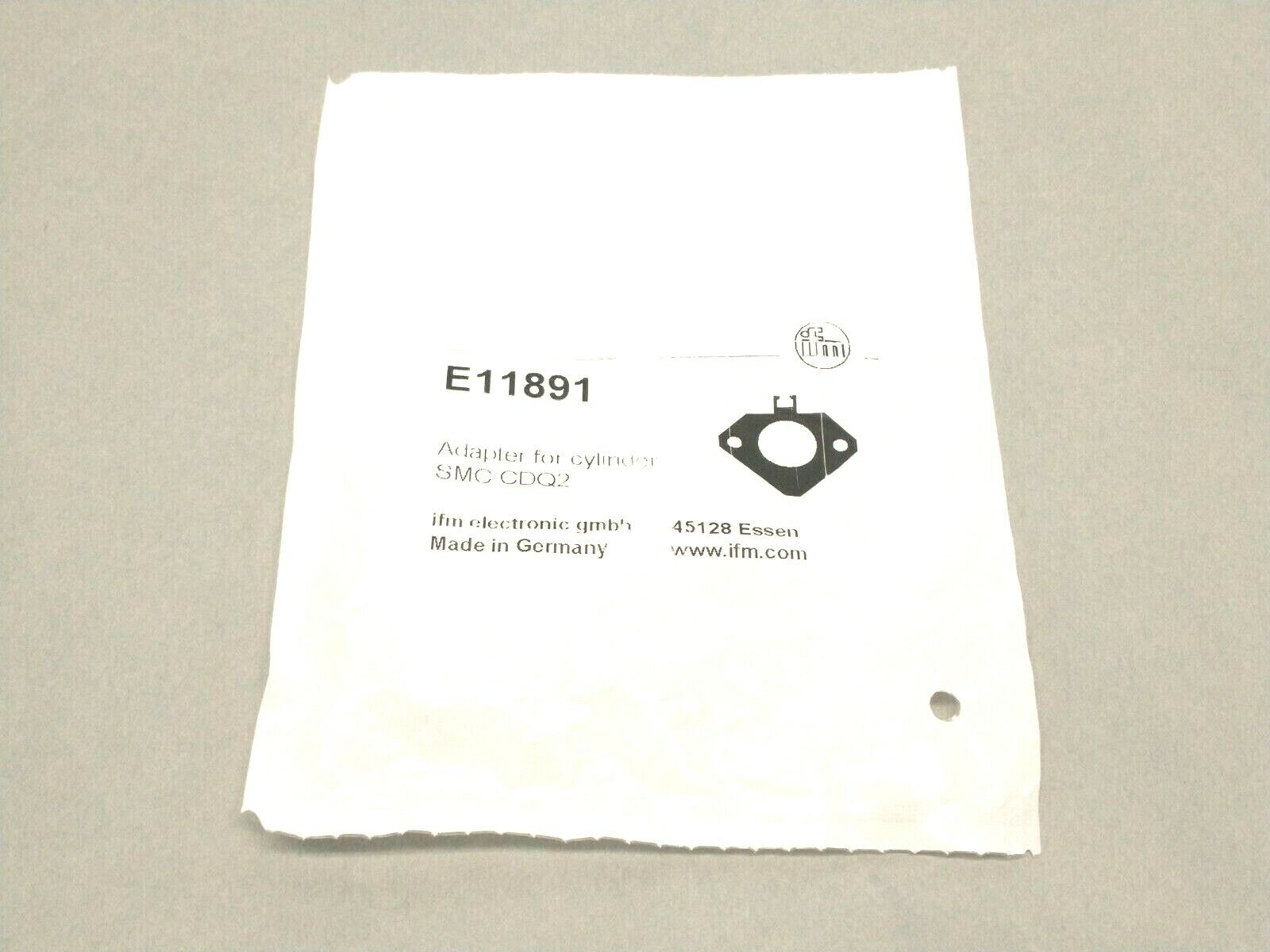 ifm E11891 Mounting Adapter For SMC Pneumatic Cylinder Sensors - New - Maverick Industrial Sales