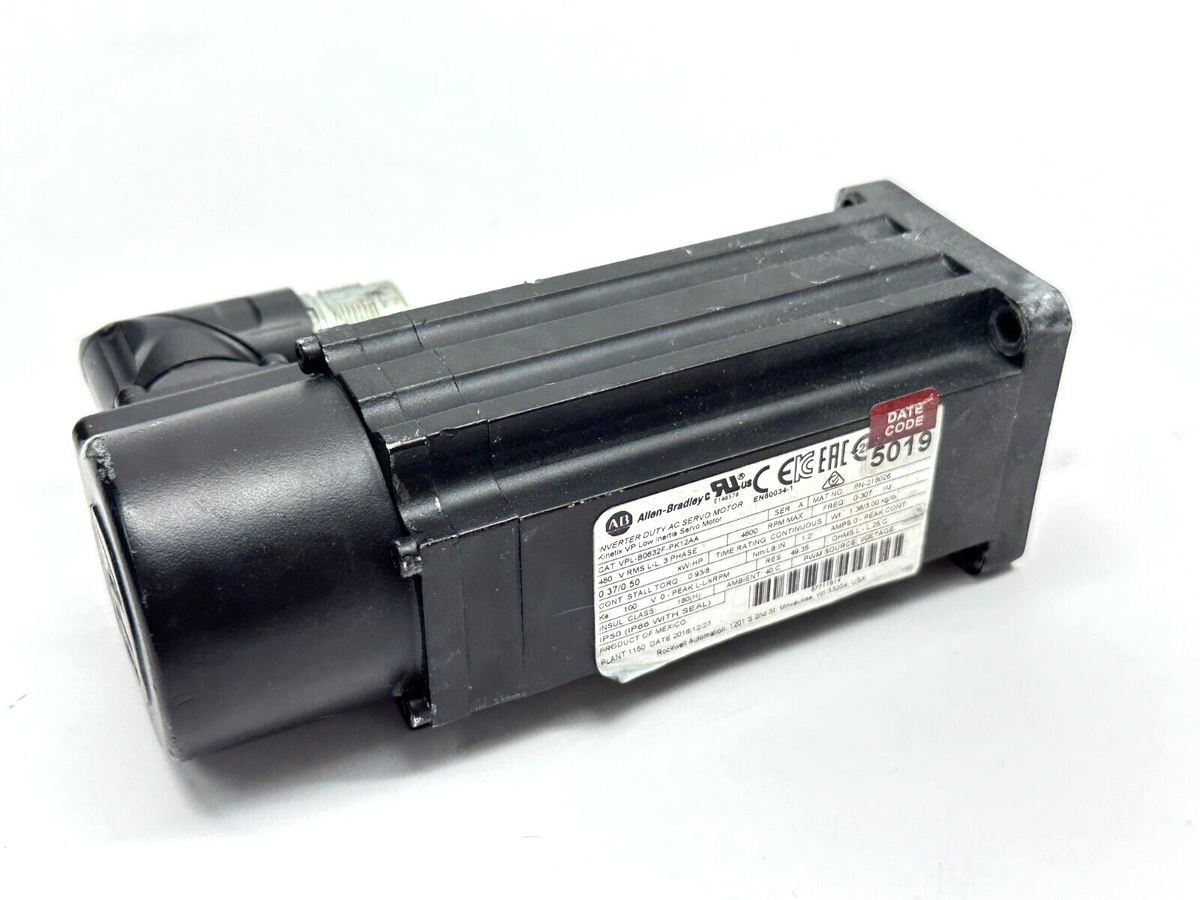 VPL-B0632F-PK12AA | Allen Bradley Ser A AC Servo Motor 4600RPM 0.5HP Continuous - For parts or not working - Maverick Industrial Sales