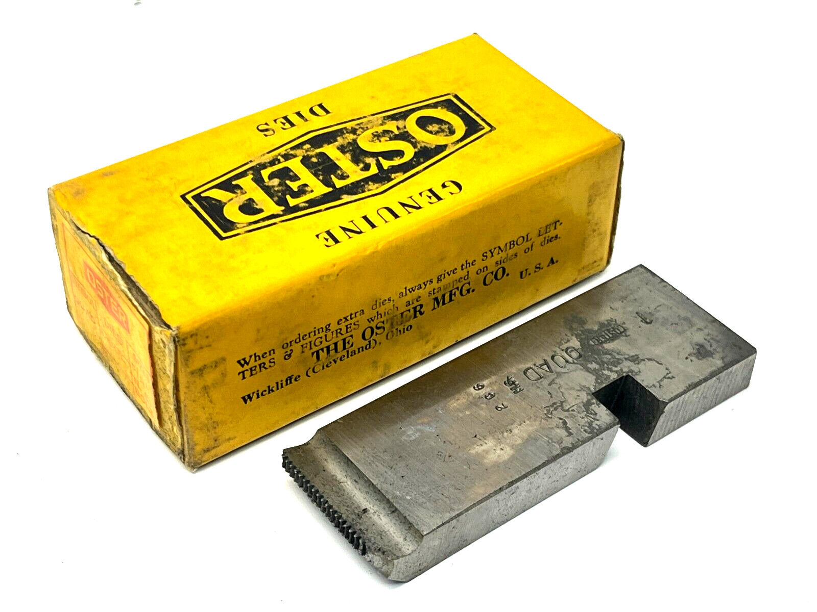 11201 | Oster Symbol Quad High Speed Steel 5/16" N.C Bolt Die - New – Open box - Maverick Industrial Sales